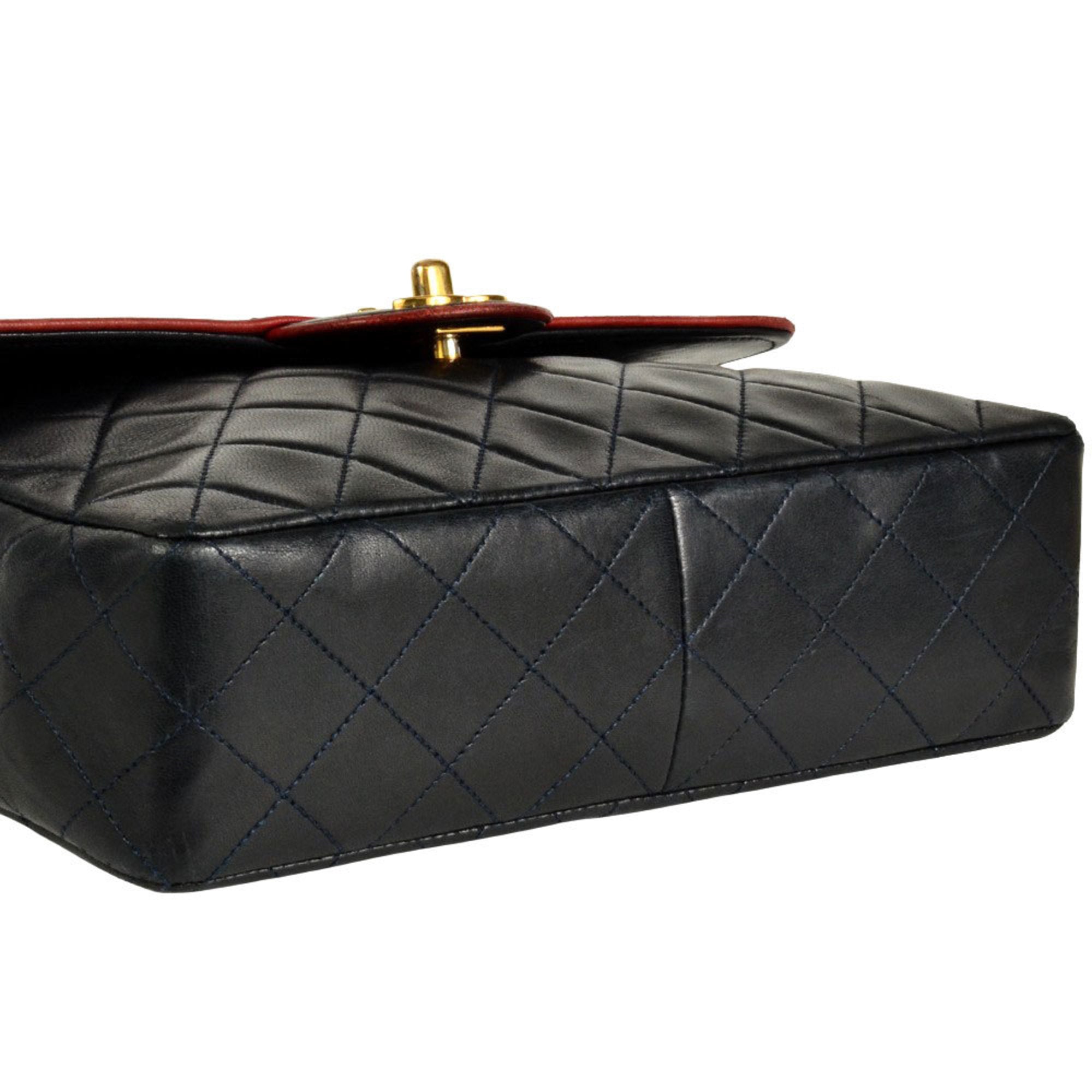 Chanel Matelasse Navy Leather Shoulder Bag (Pre-Owned)