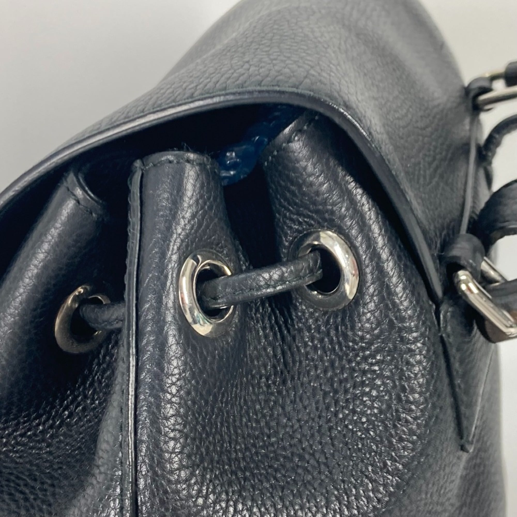 Gucci Black Leather Backpack (Pre-Owned)