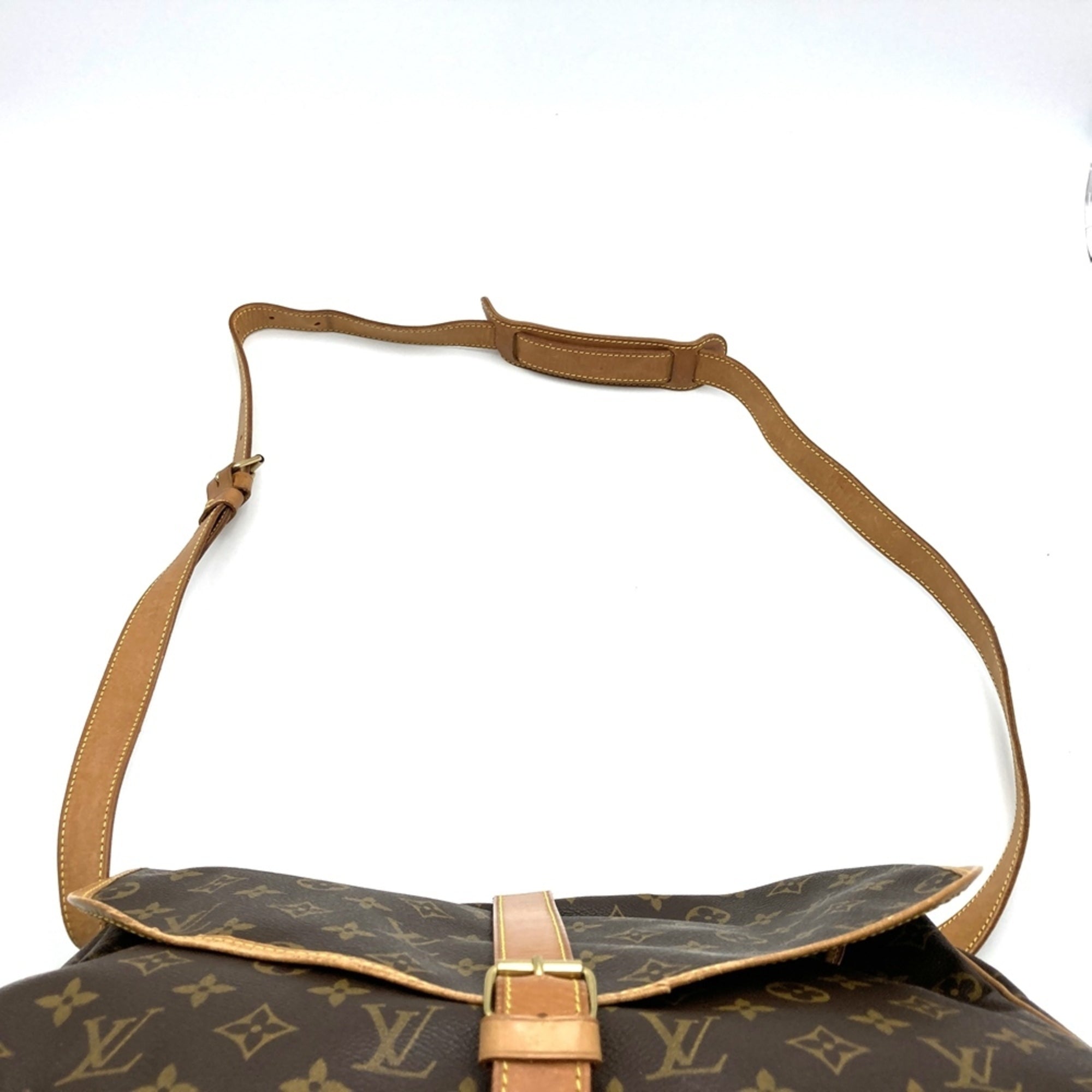 Louis Vuitton Brown Monogram Monogram Shoulder Bag (Pre-Owned)