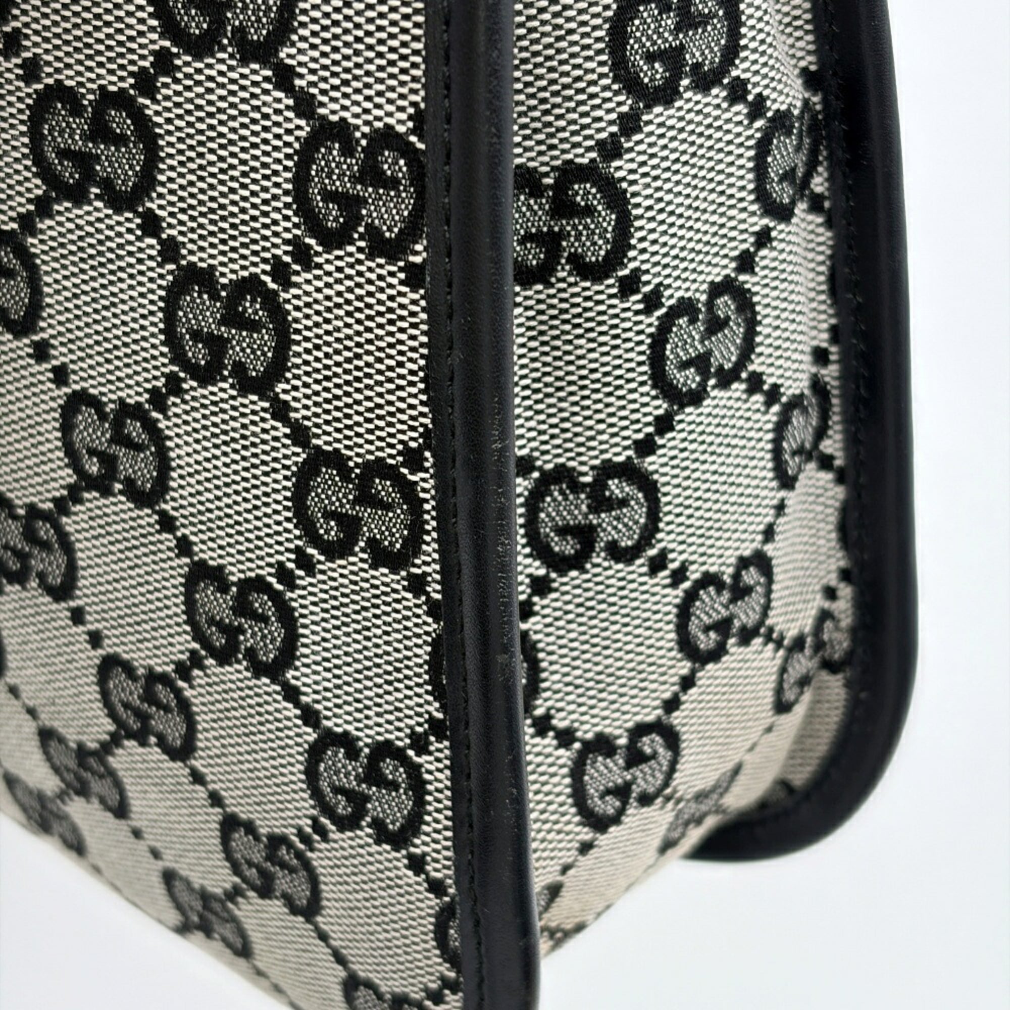 Gucci Black Gg Canvas Leather Shoulder Bag (Pre-Owned)