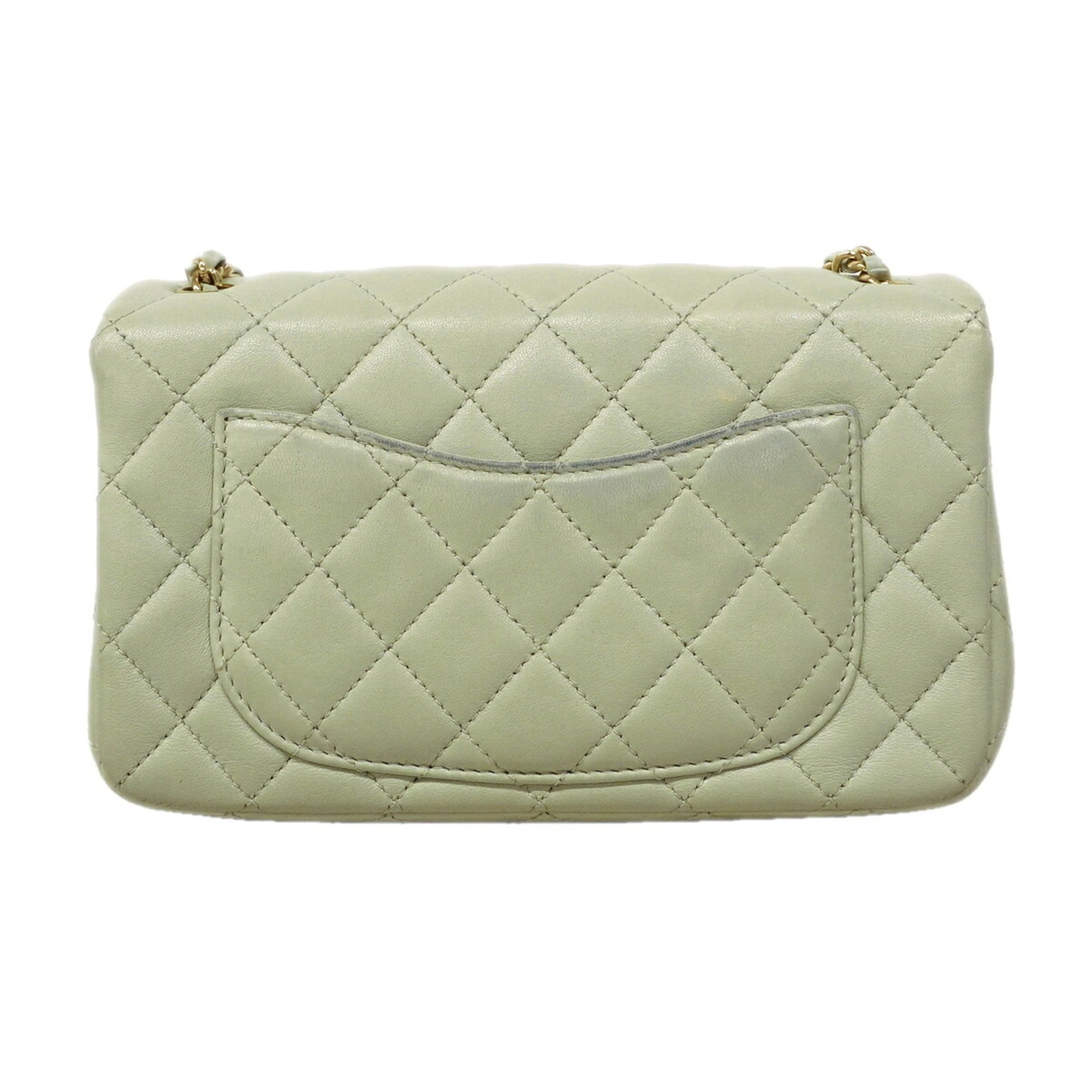 Chanel Green Leather Shoulder Bag (Pre-Owned)