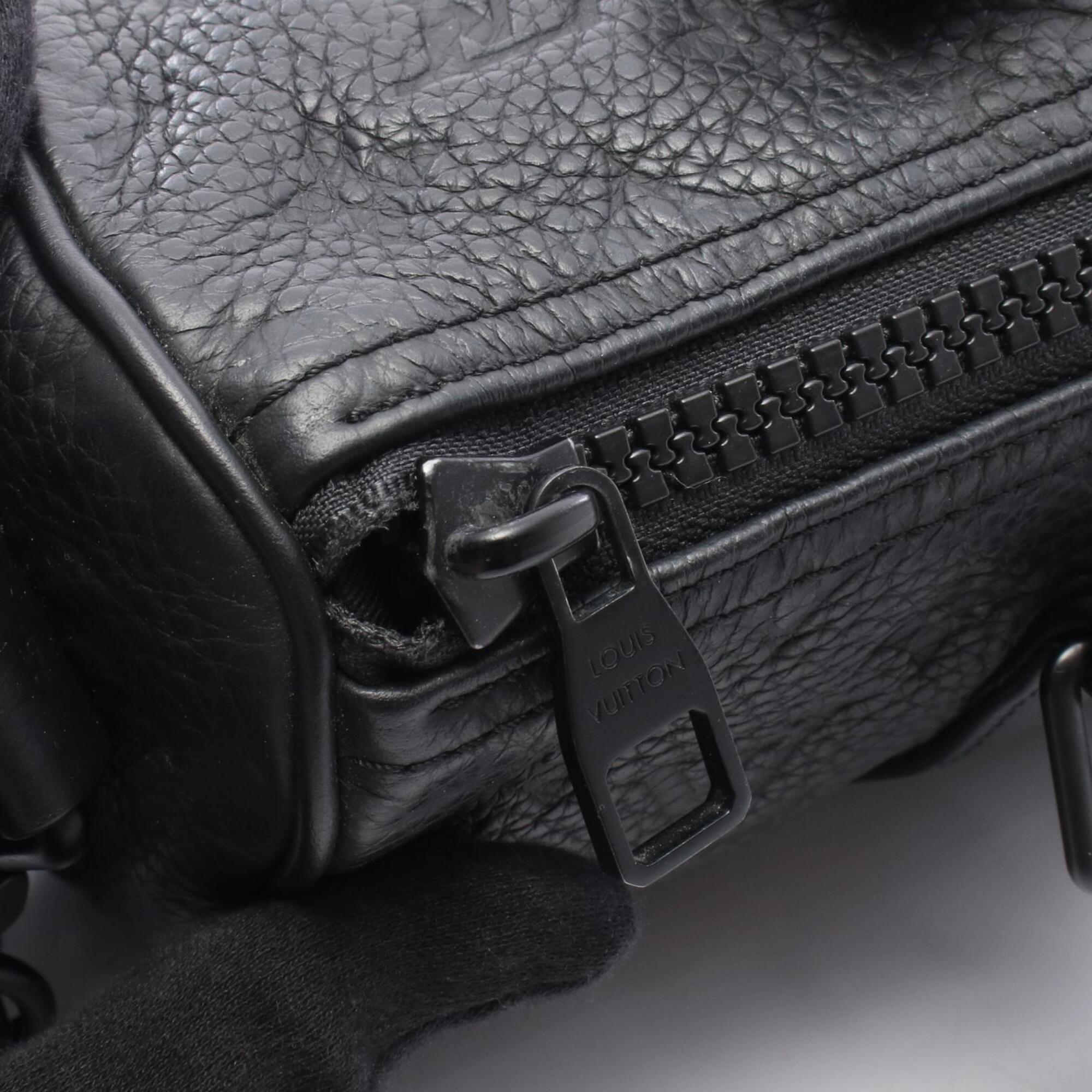 Louis Vuitton Black Leather Handbag (Pre-Owned)
