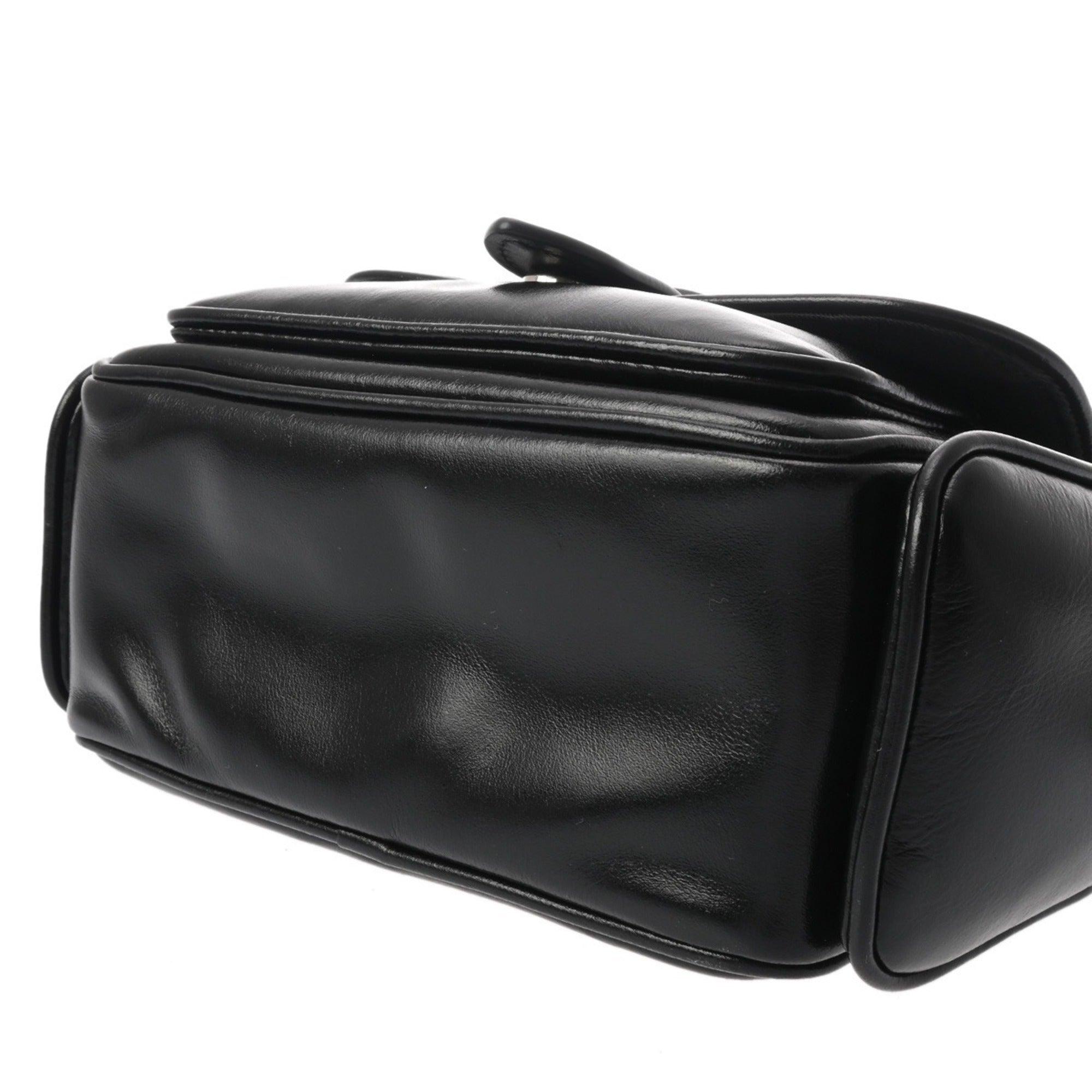 Louis Vuitton Black Leather Shoulder Bag (Pre-Owned)