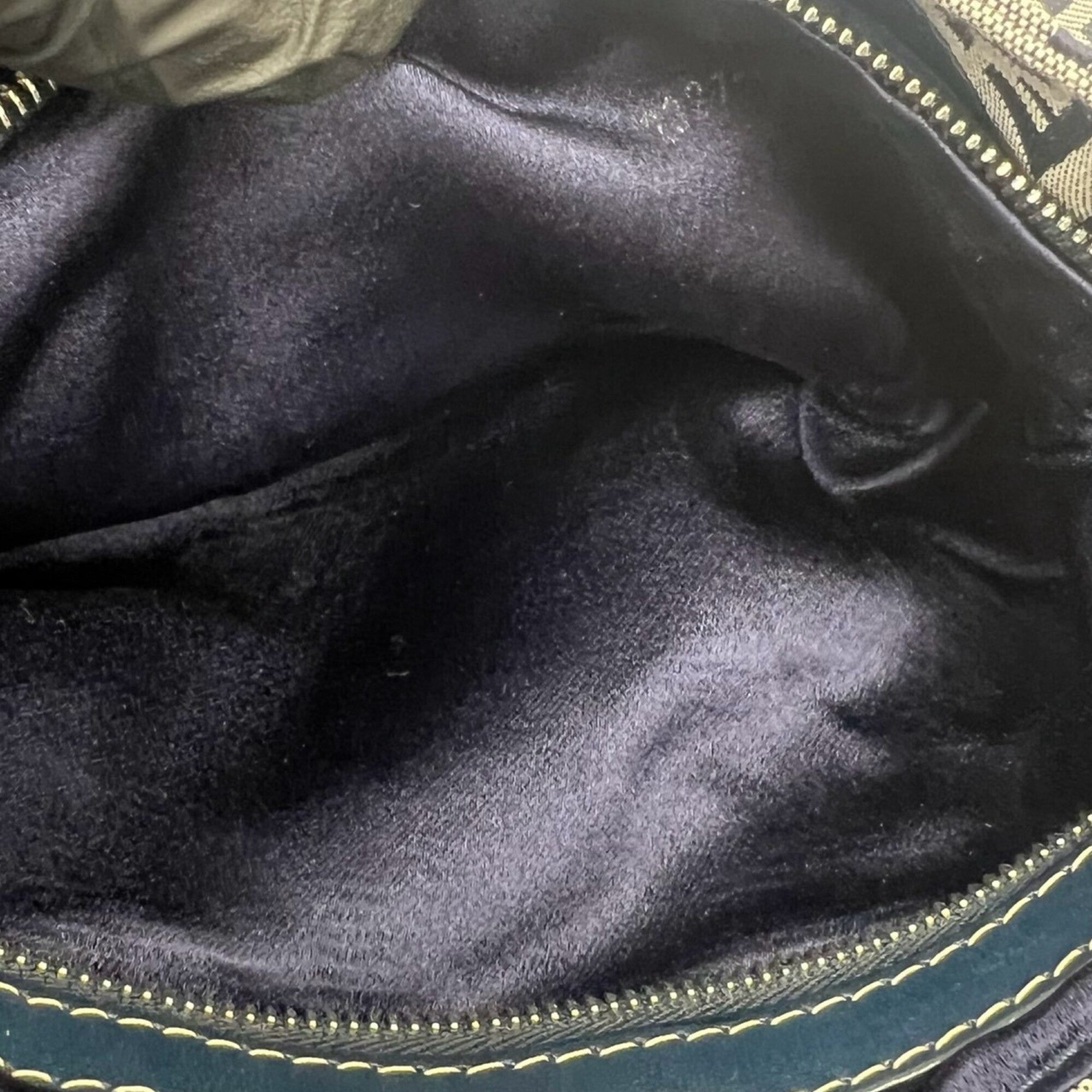Fendi Navy Canvas Leather Shoulder Bag (Pre-Owned)
