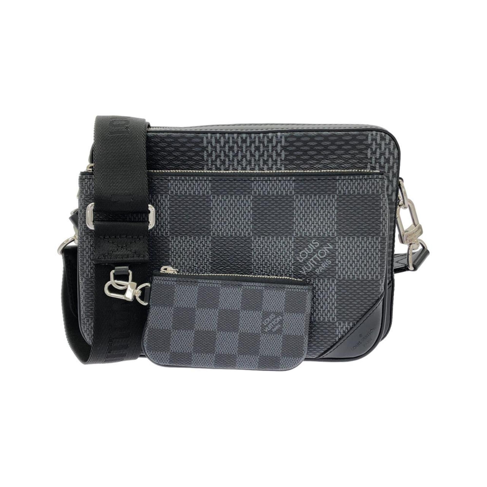 Louis Vuitton Graphite Coated Canvas Pouch Shoulder Bag (Pre-Owned)