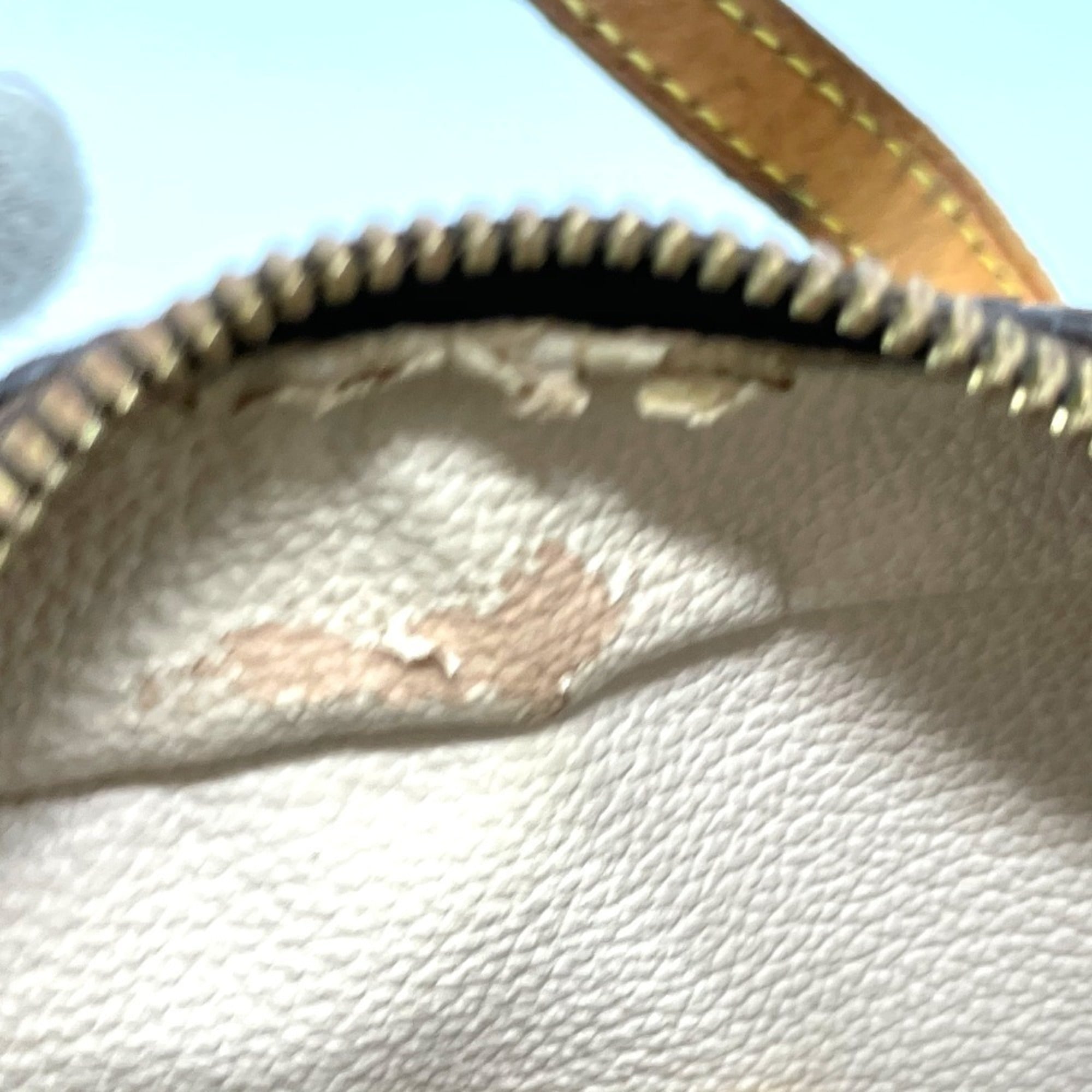 Louis Vuitton Brown Monogram Shoulder Bag (Pre-Owned)