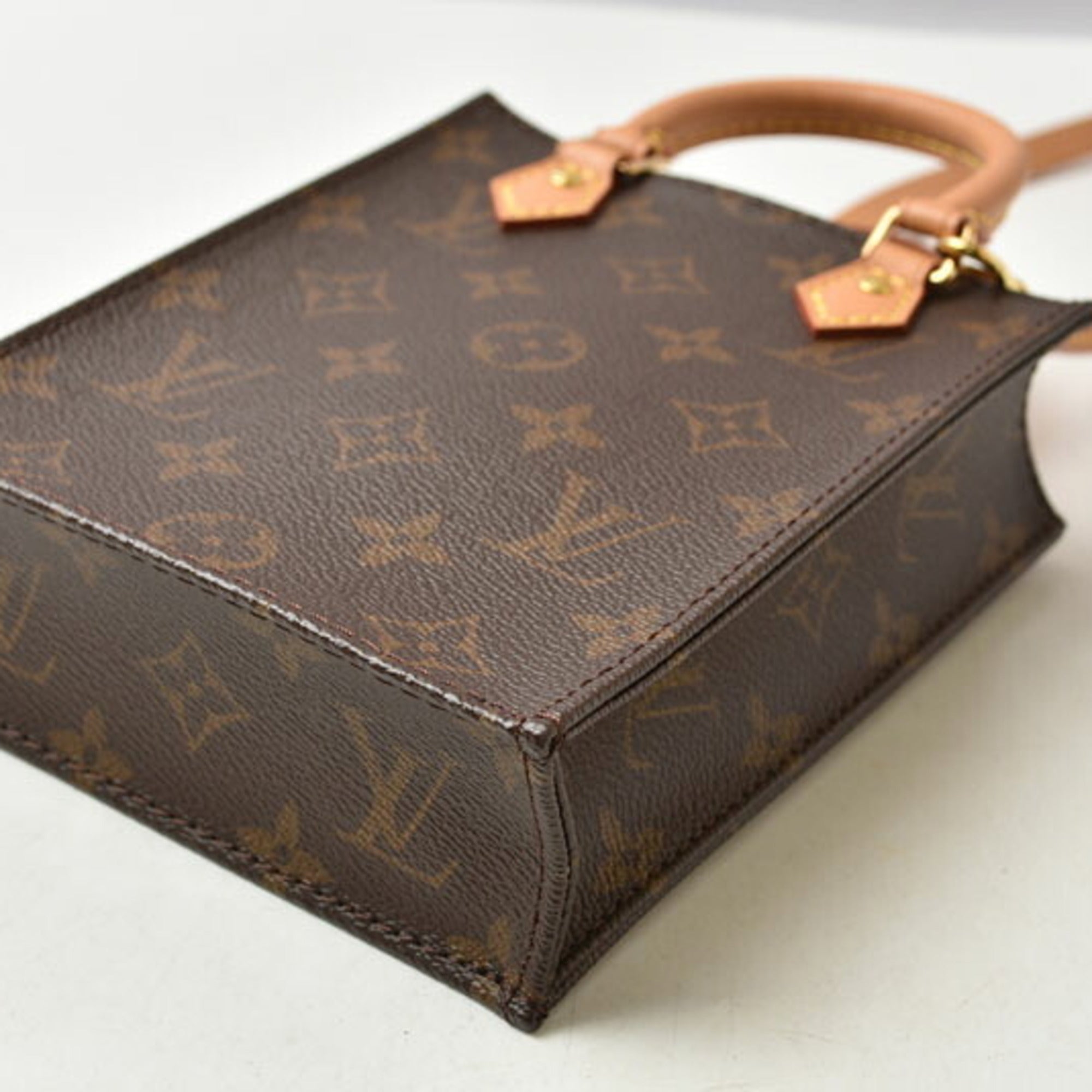 Louis Vuitton Brown Monogram Handbag Shoulder Bag (Pre-Owned)
