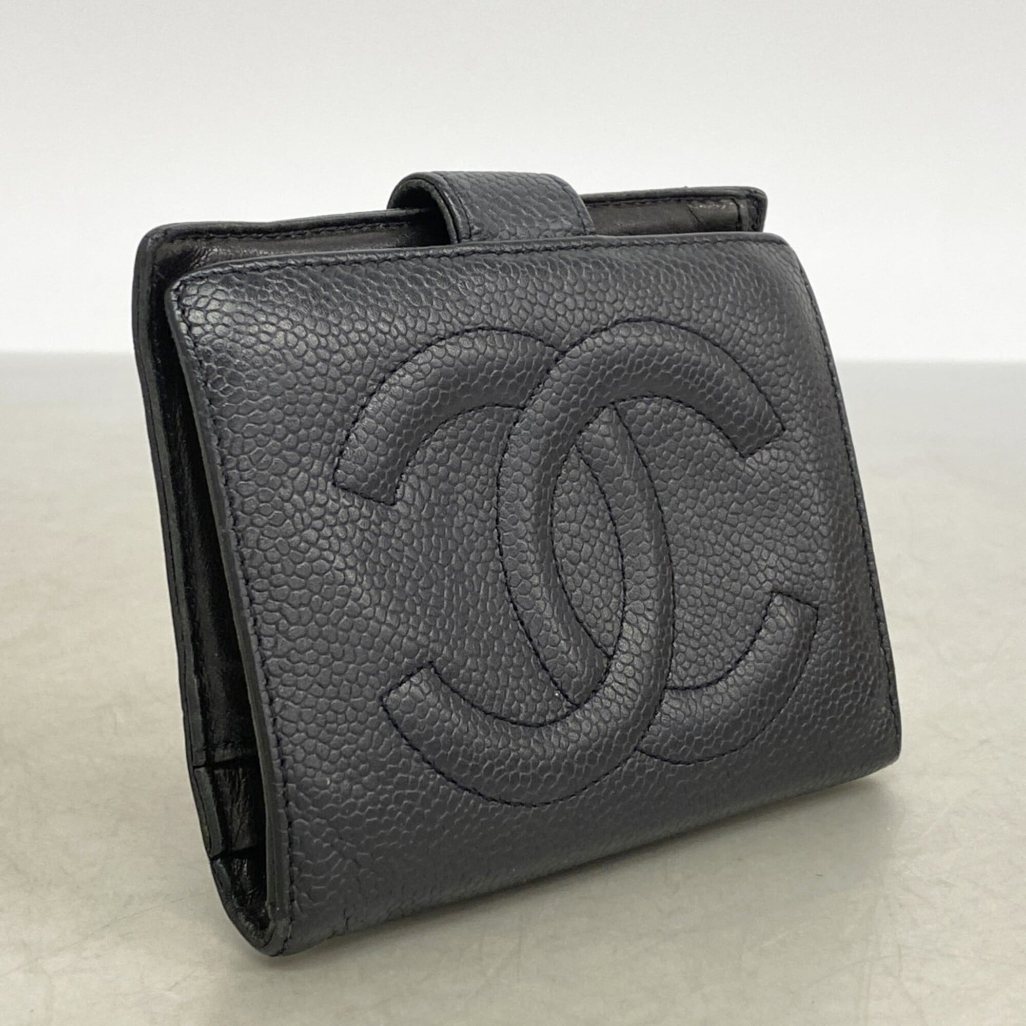 Chanel Black Grained Calfskin Wallet (Bi-Fold) (Pre-Owned)