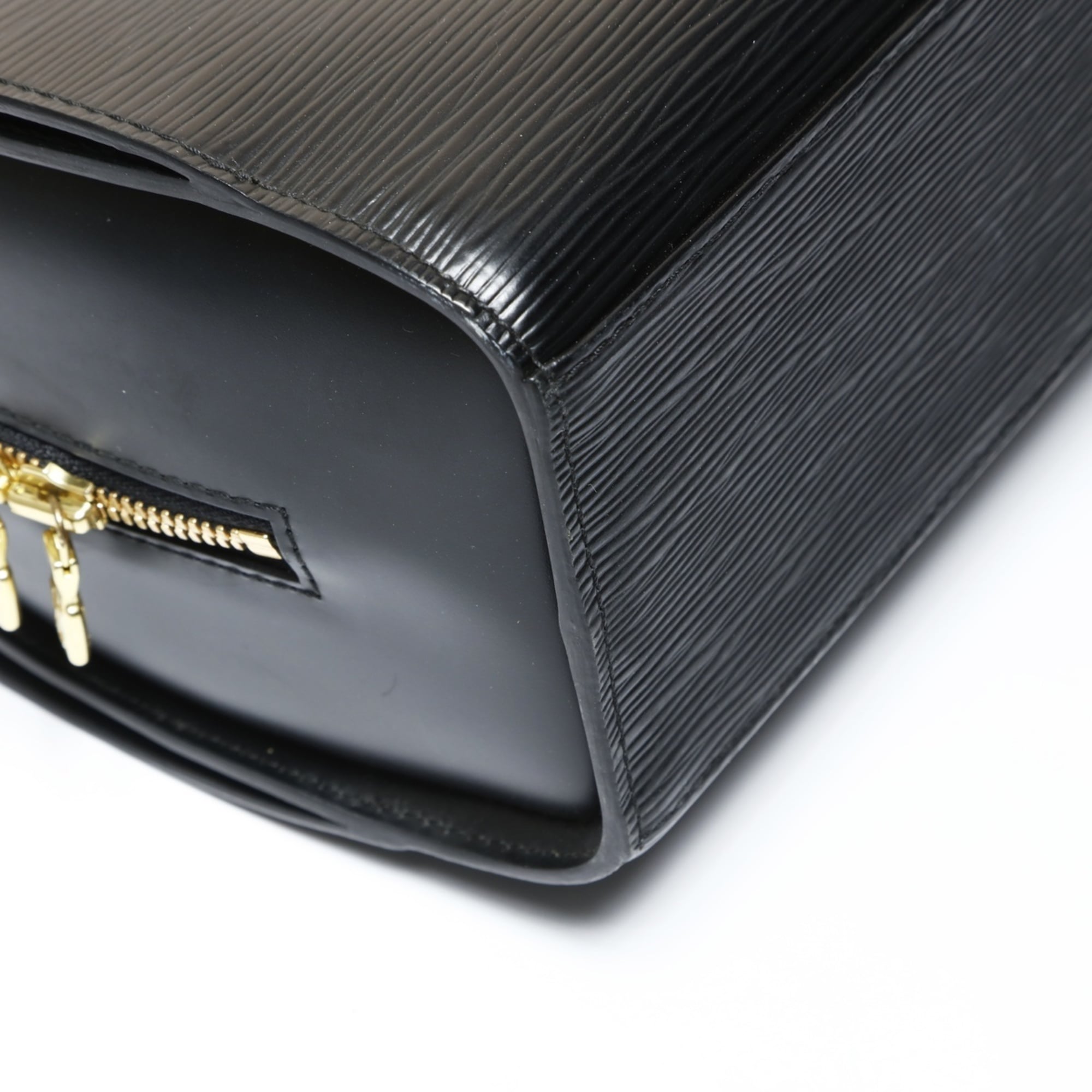 Louis Vuitton Epi Black Epi Leather Handbag (Pre-Owned)