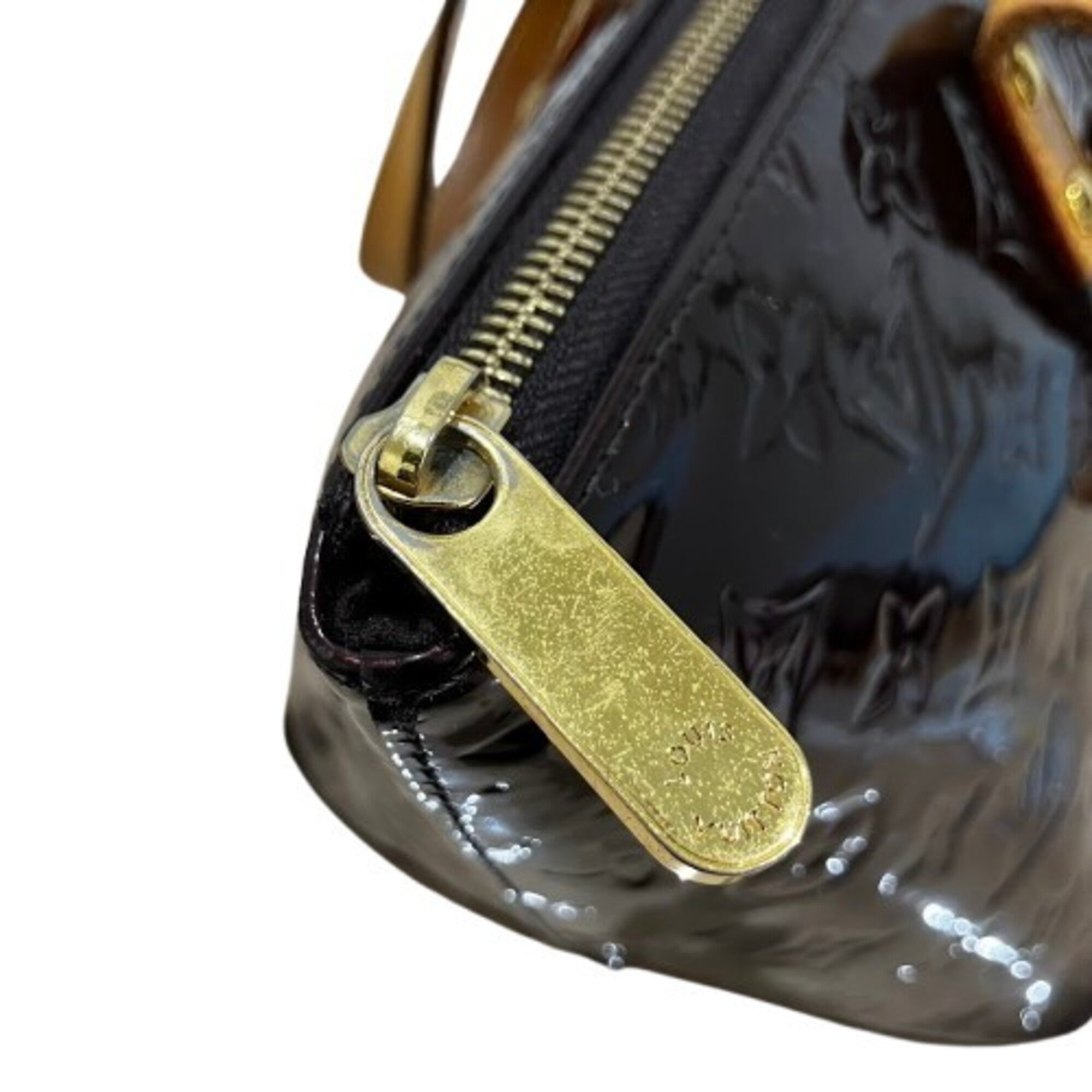 Louis Vuitton Amarante Leather Handbag (Pre-Owned)