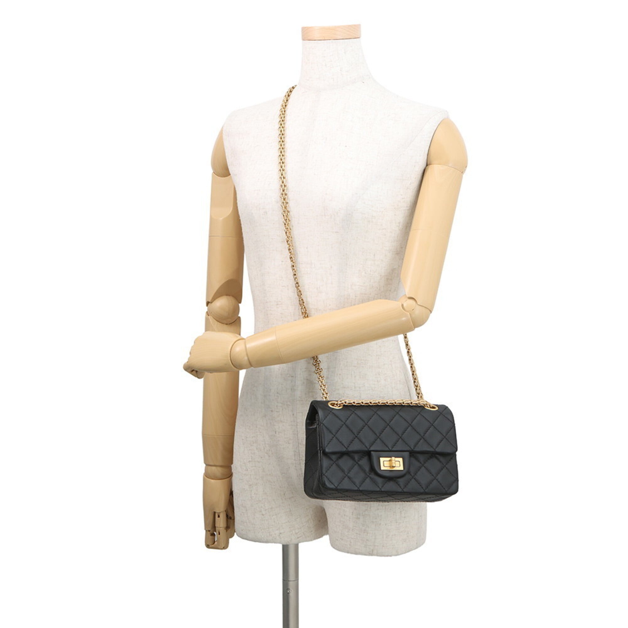 Chanel Black Leather Handbag Shoulder Bag (Pre-Owned)