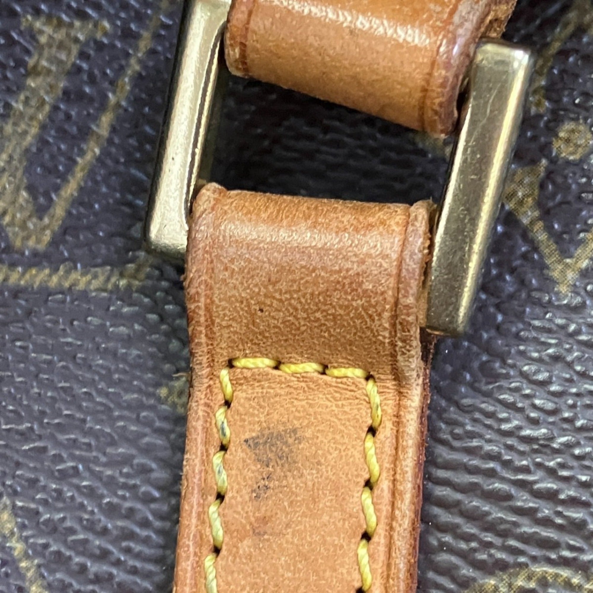 Louis Vuitton Brown Monogram Monogram Handbag (Pre-Owned)