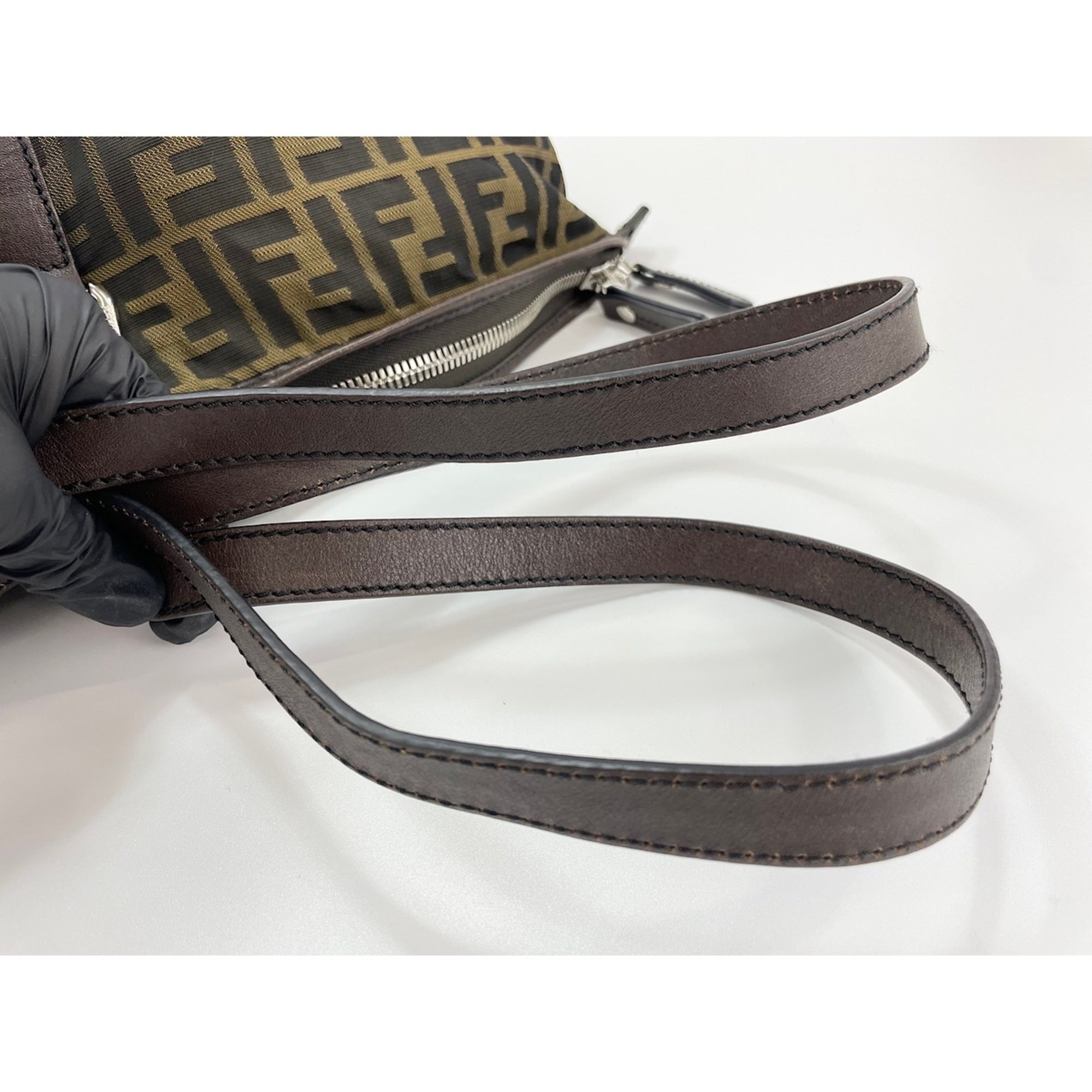Fendi Brown Canvas Shoulder Bag (Pre-Owned)