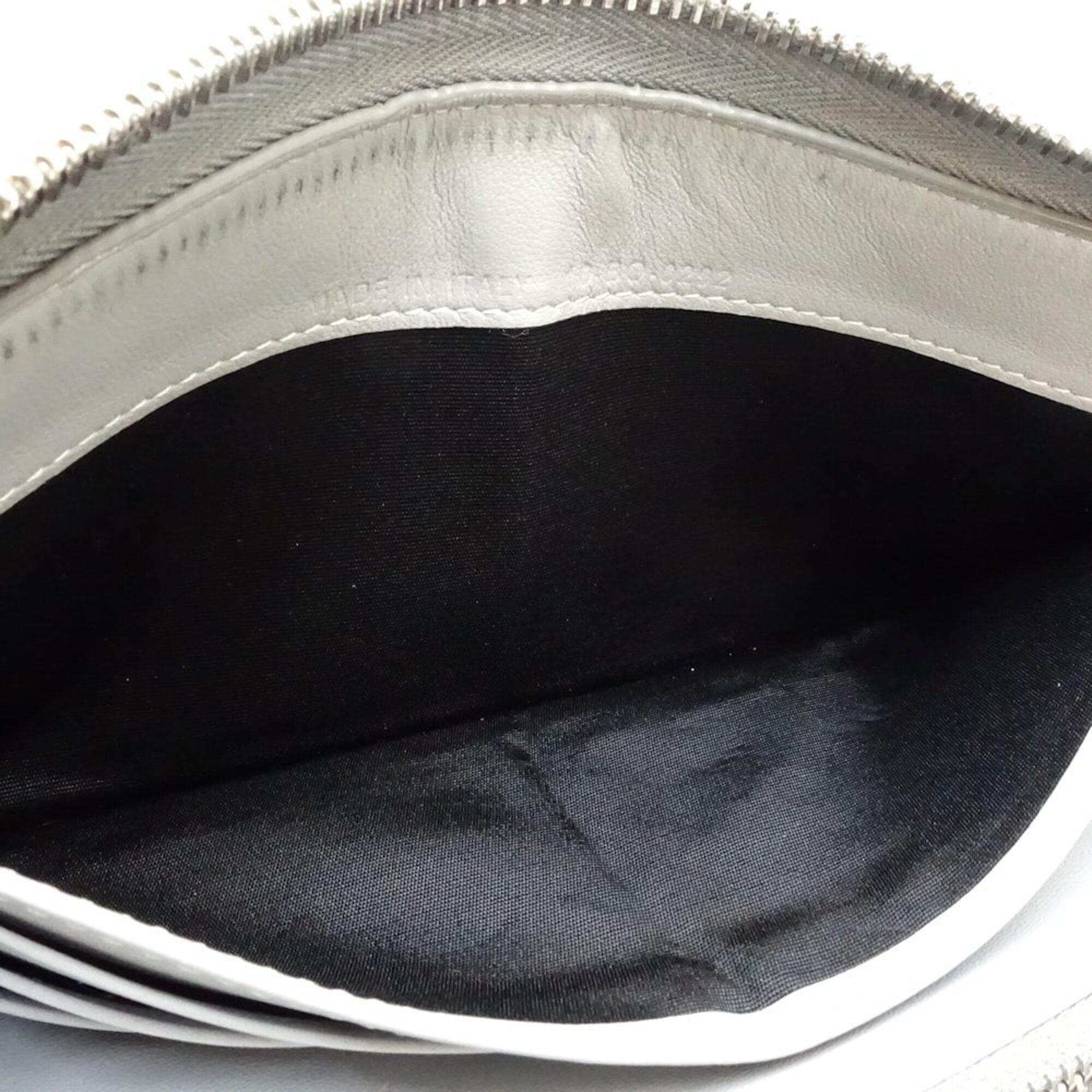 Christian Dior Gray Canvas Long Wallet (Bi-Fold) (Pre-Owned)