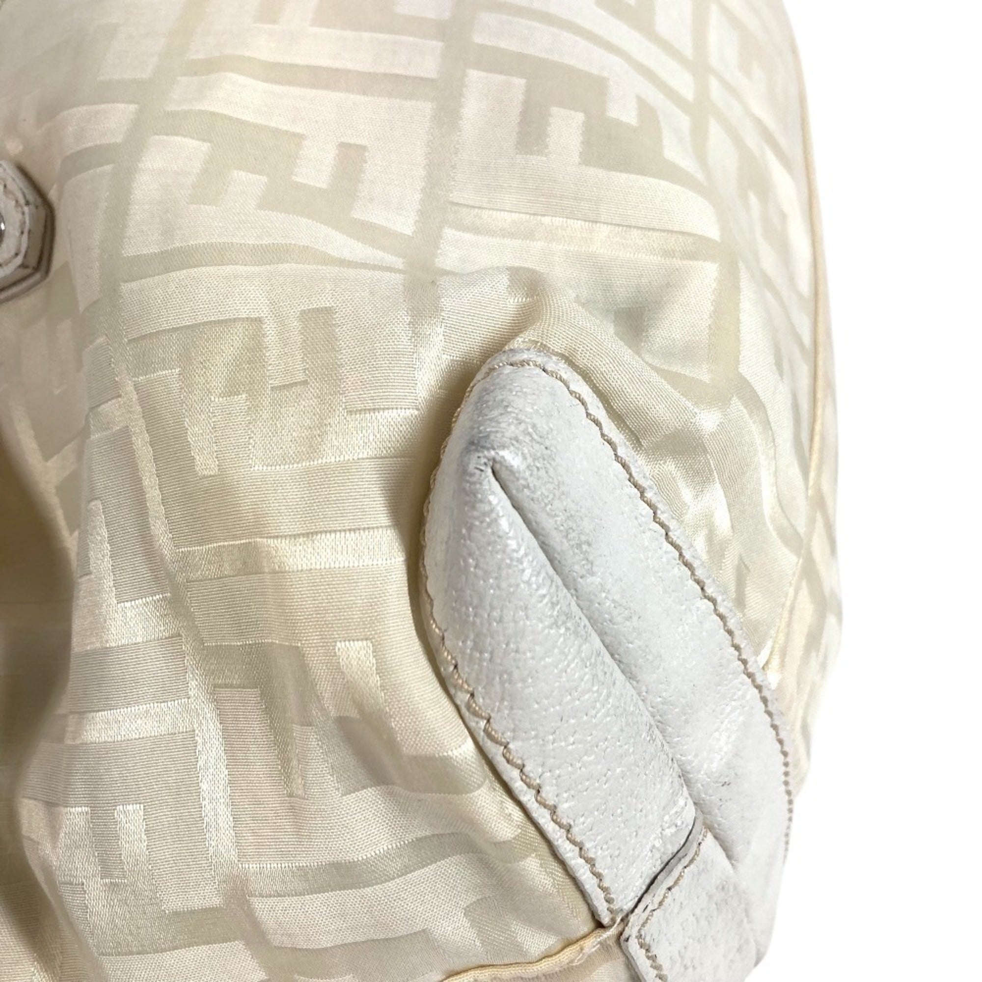 Fendi White Nylon Canvas Leather Handbag Shoulder Bag Tote Bag (Pre-Owned)