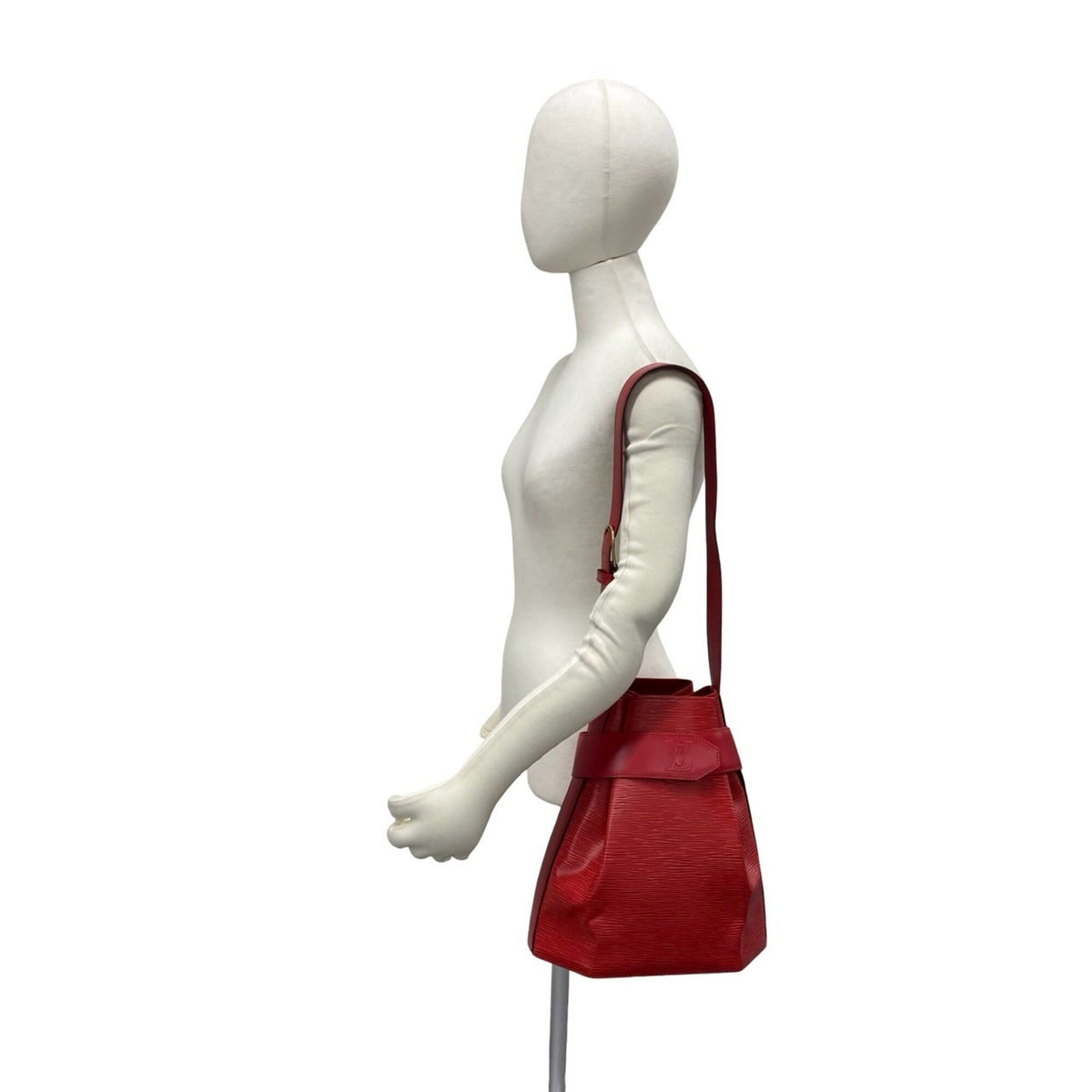 Louis Vuitton Red Color Leather Shoulder Bag (Pre-Owned)