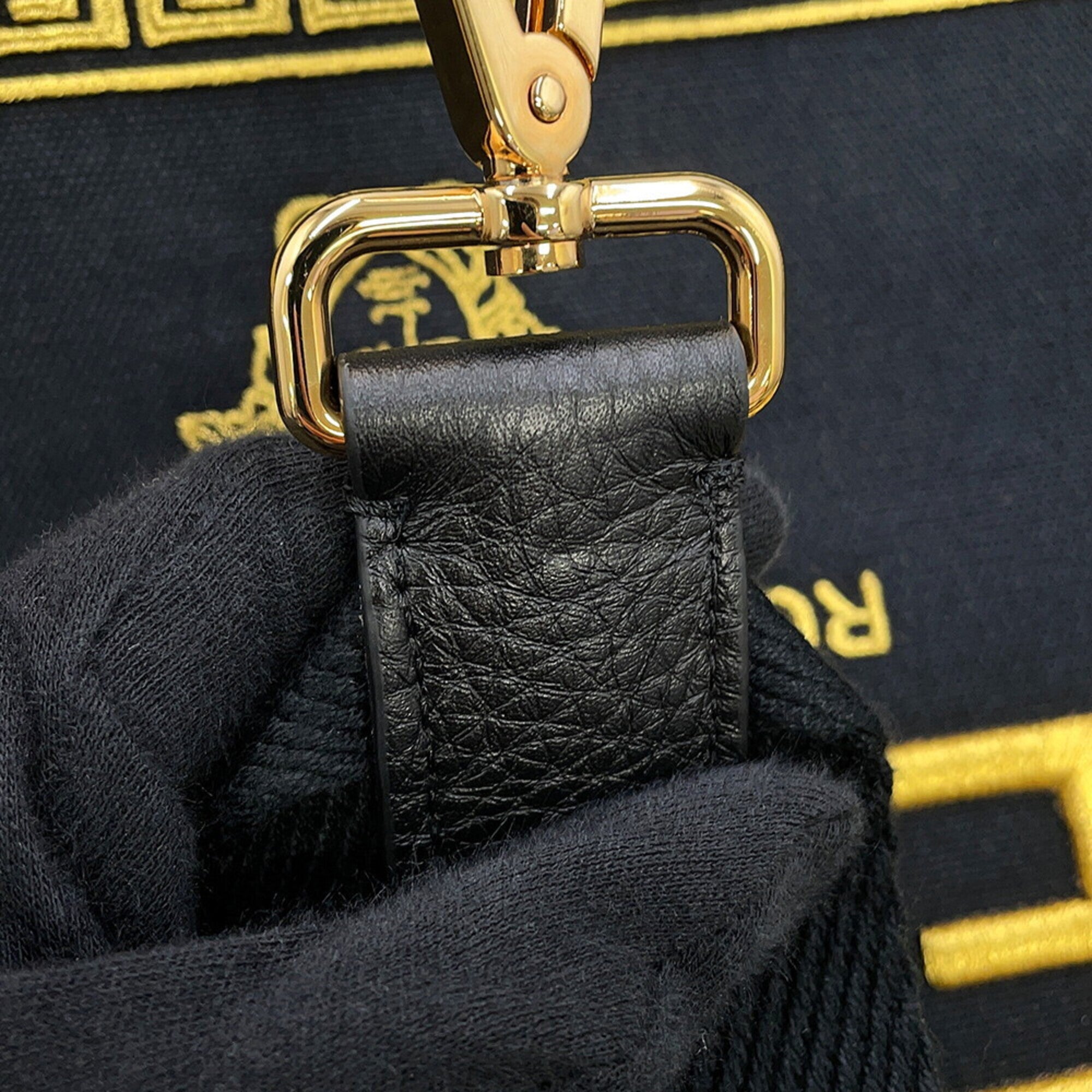Fendi Black Gold Canvas Handbag Tote Bag (Pre-Owned)