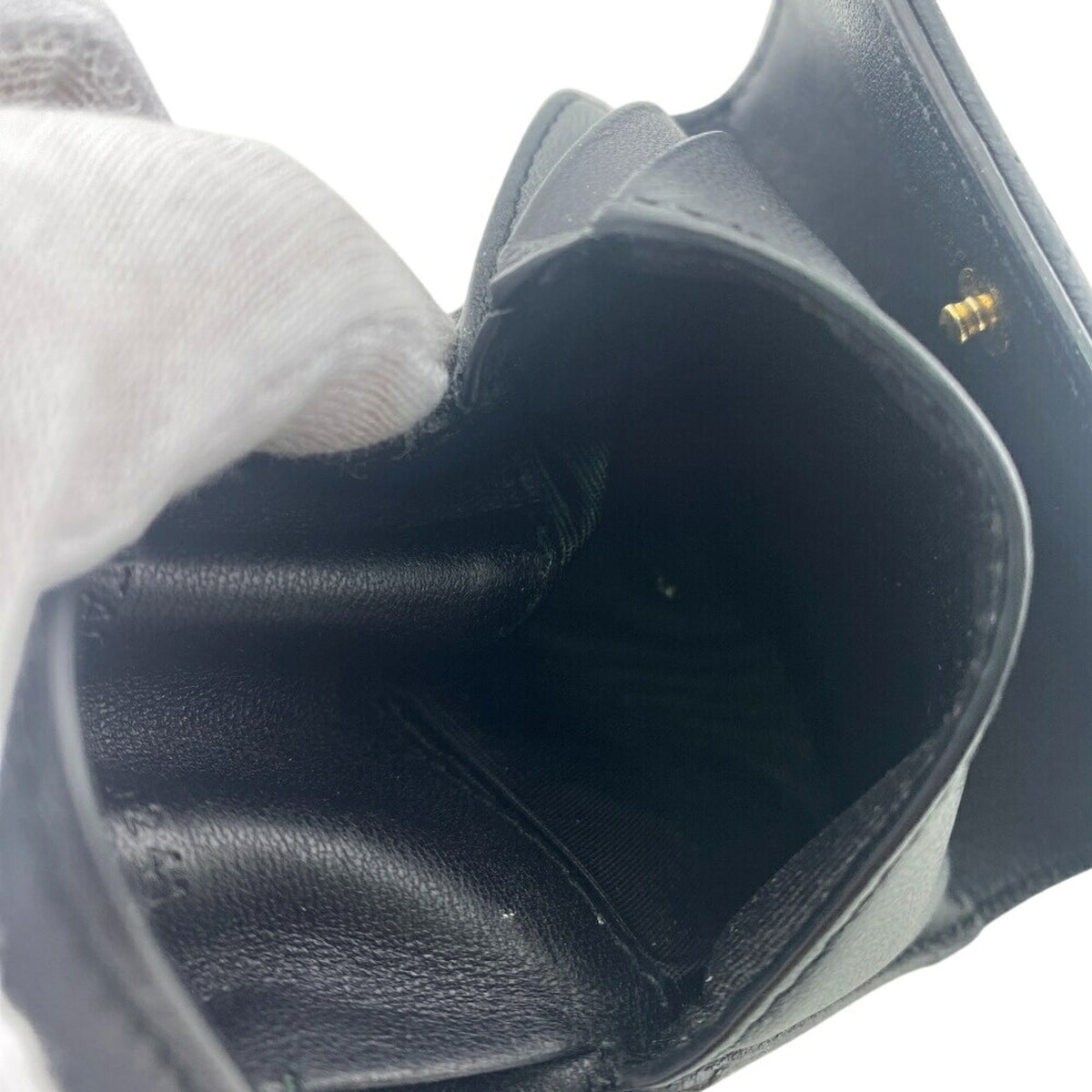 Christian Dior Black Leather Wallet (Tri-Fold) (Pre-Owned)