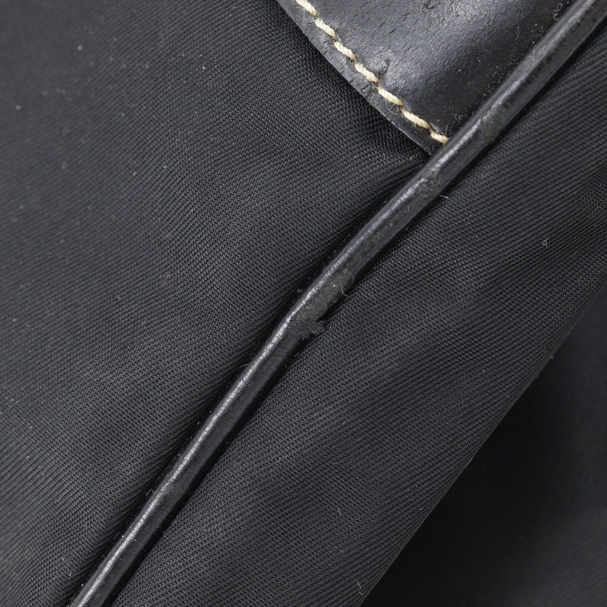 Prada Black Nylon Shoulder Bag (Pre-Owned)