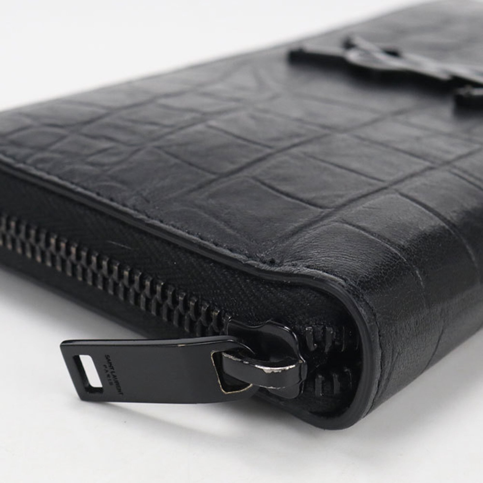 Saint Laurent Black Leather Long Wallet (Bi-Fold) (Pre-Owned)