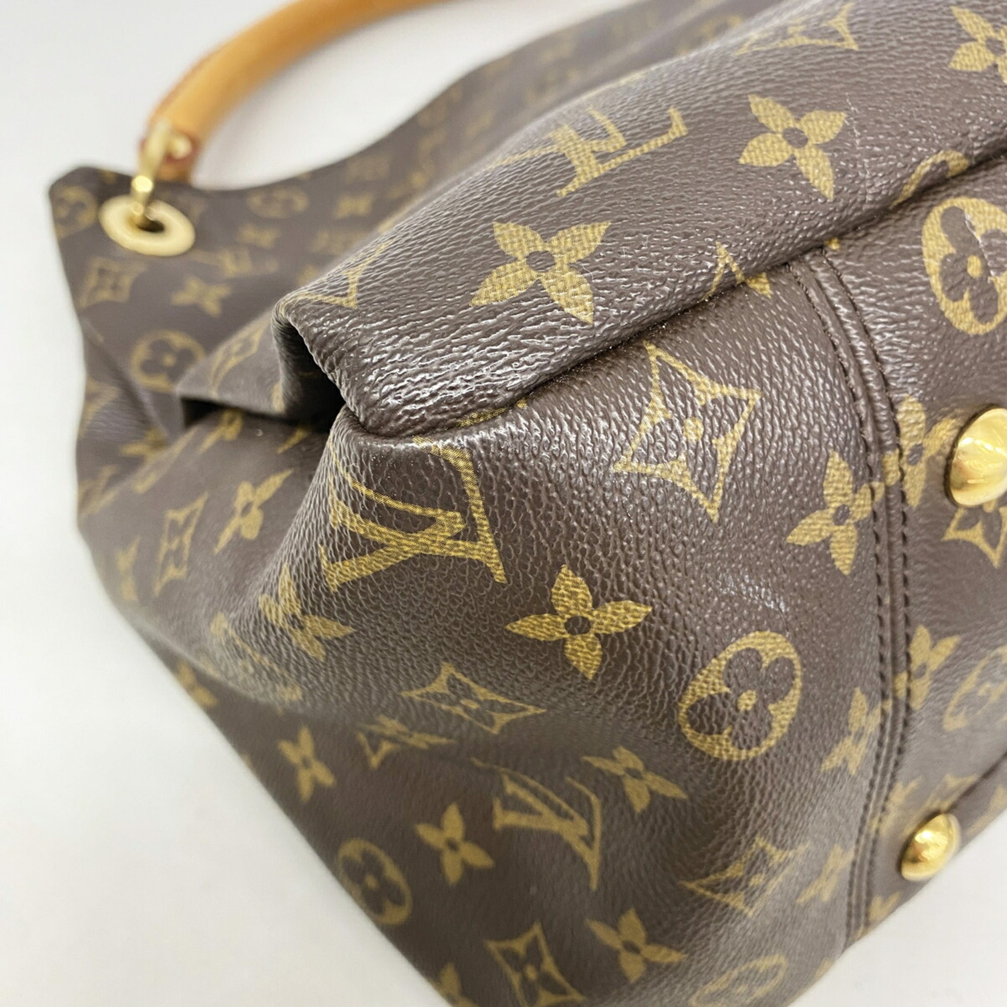 Louis Vuitton Brown Shoulder Bag (Pre-Owned)