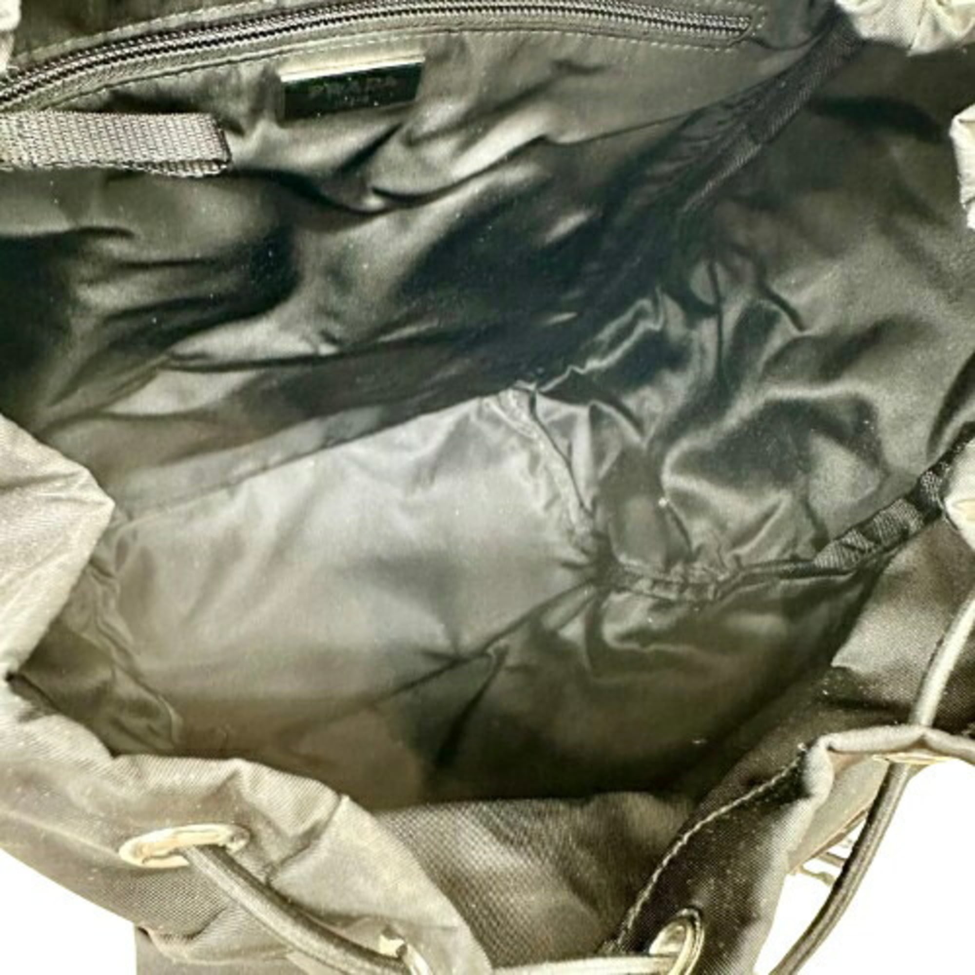 Prada Black Nylon Backpack (Pre-Owned)