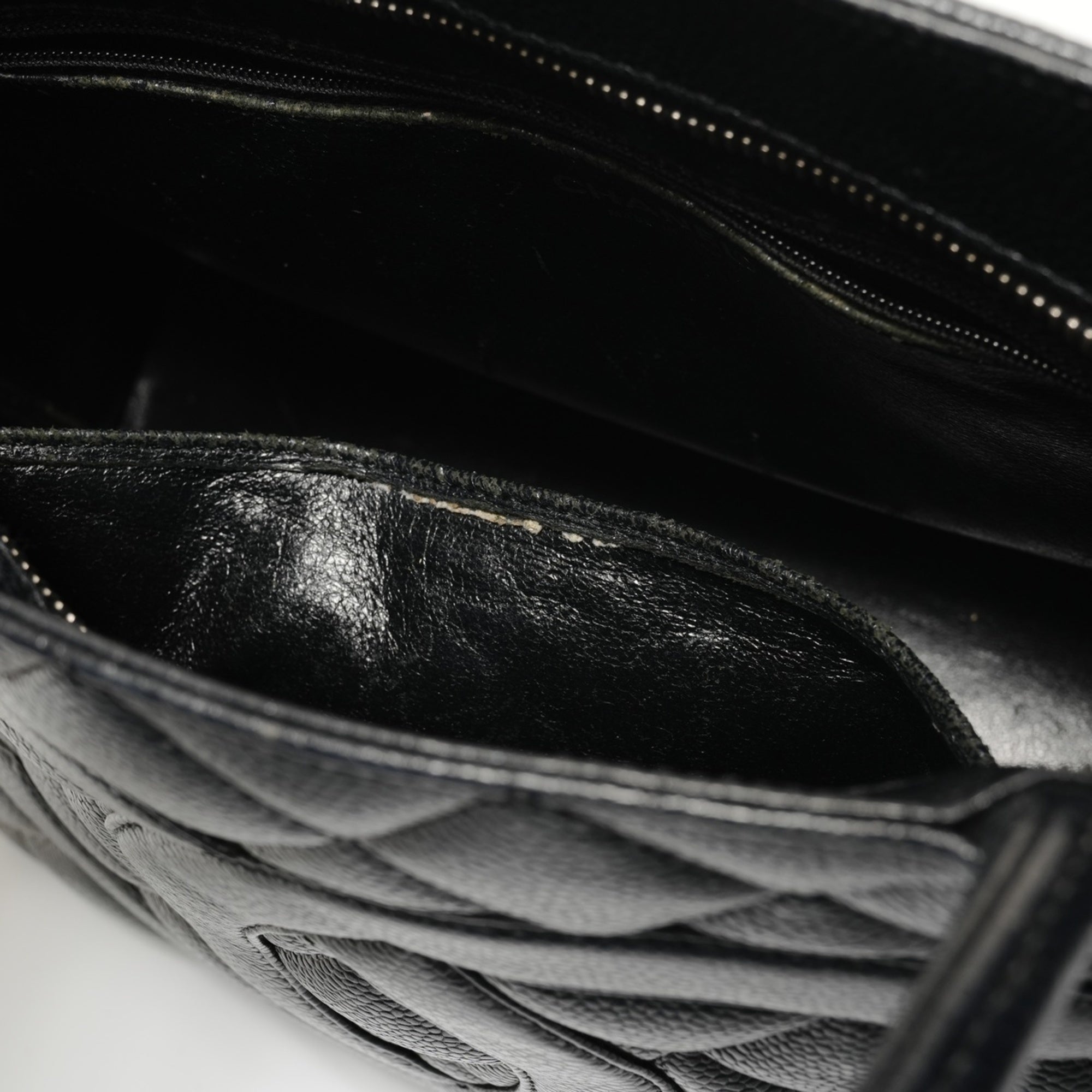 Chanel Black Grained Calfskin Tote Bag (Pre-Owned)