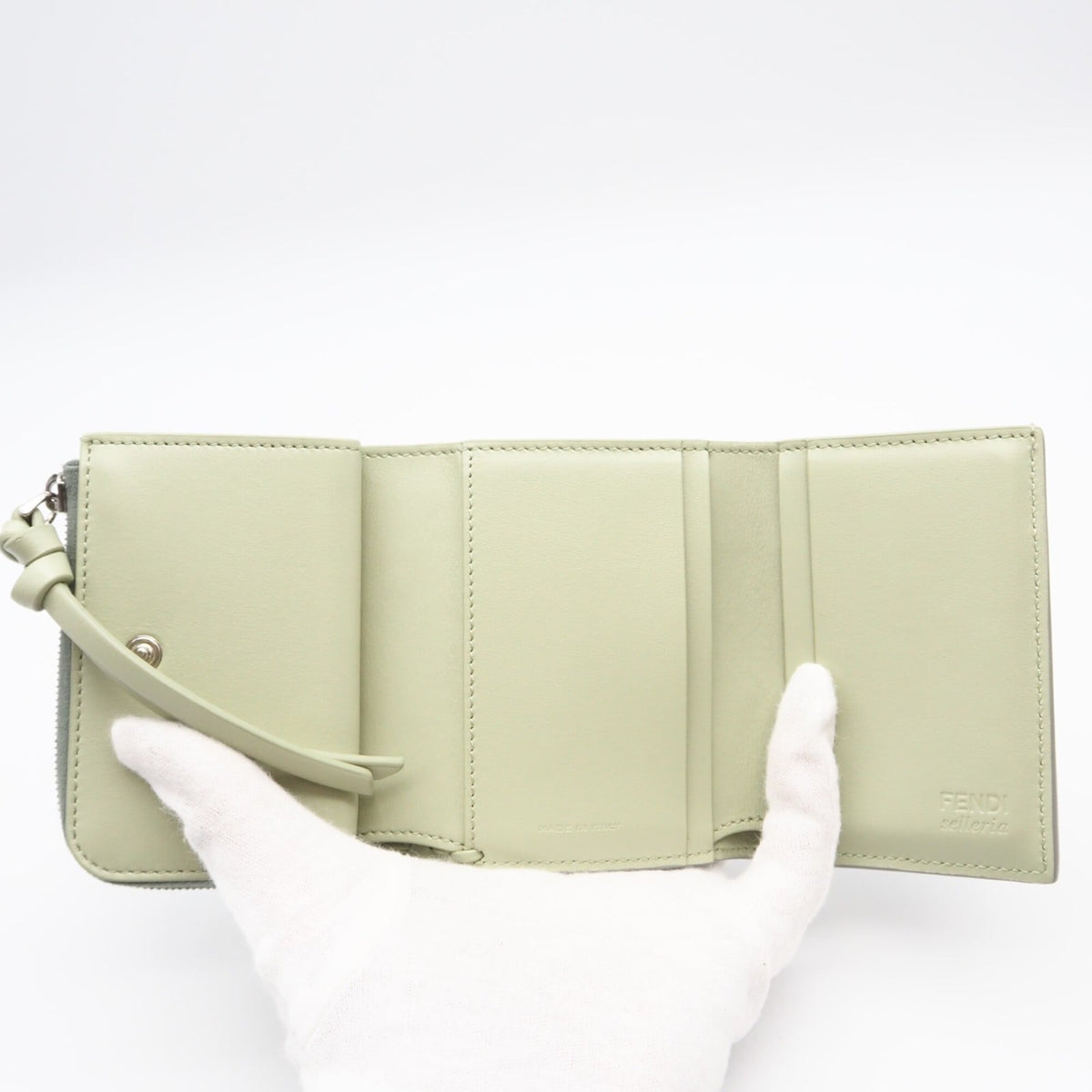 Fendi Green Leather Wallet (Tri-Fold) (Pre-Owned)