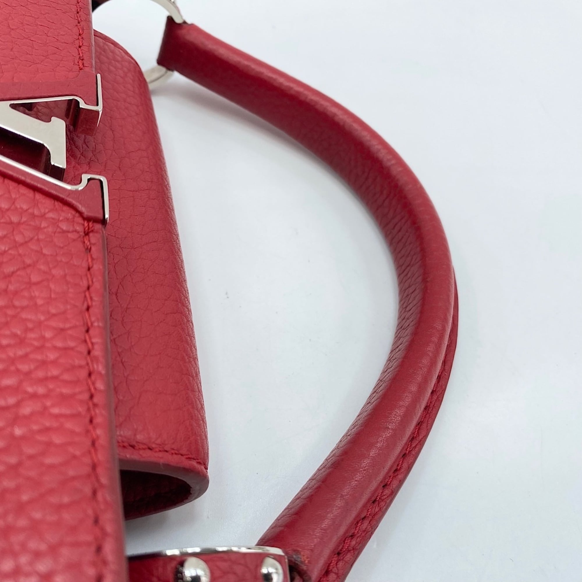 Louis Vuitton Red Color Handbag (Pre-Owned)