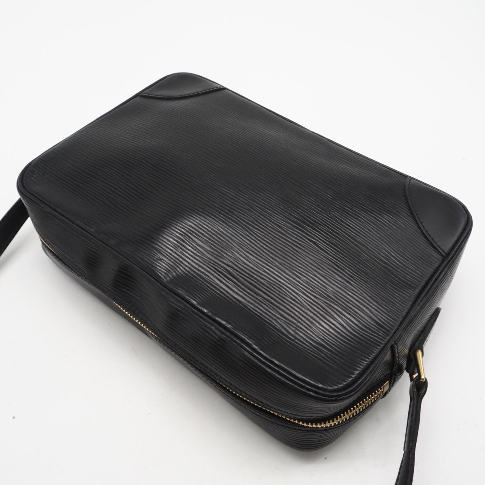Louis Vuitton Black Noir Leather Shoulder Bag (Pre-Owned)