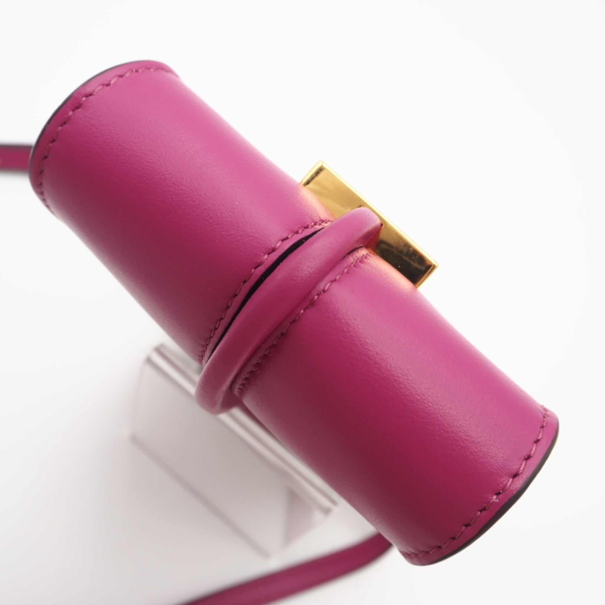 Fendi Pink Leather Phone Wallet (Pre-Owned)