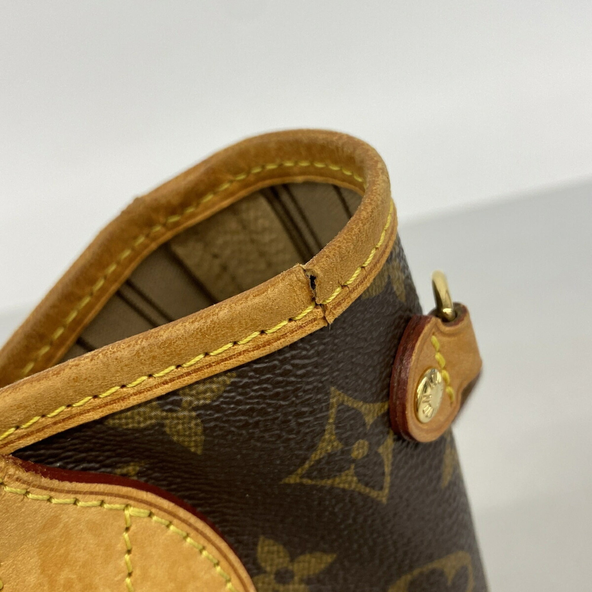 Louis Vuitton Brown Tote Bag (Pre-Owned)