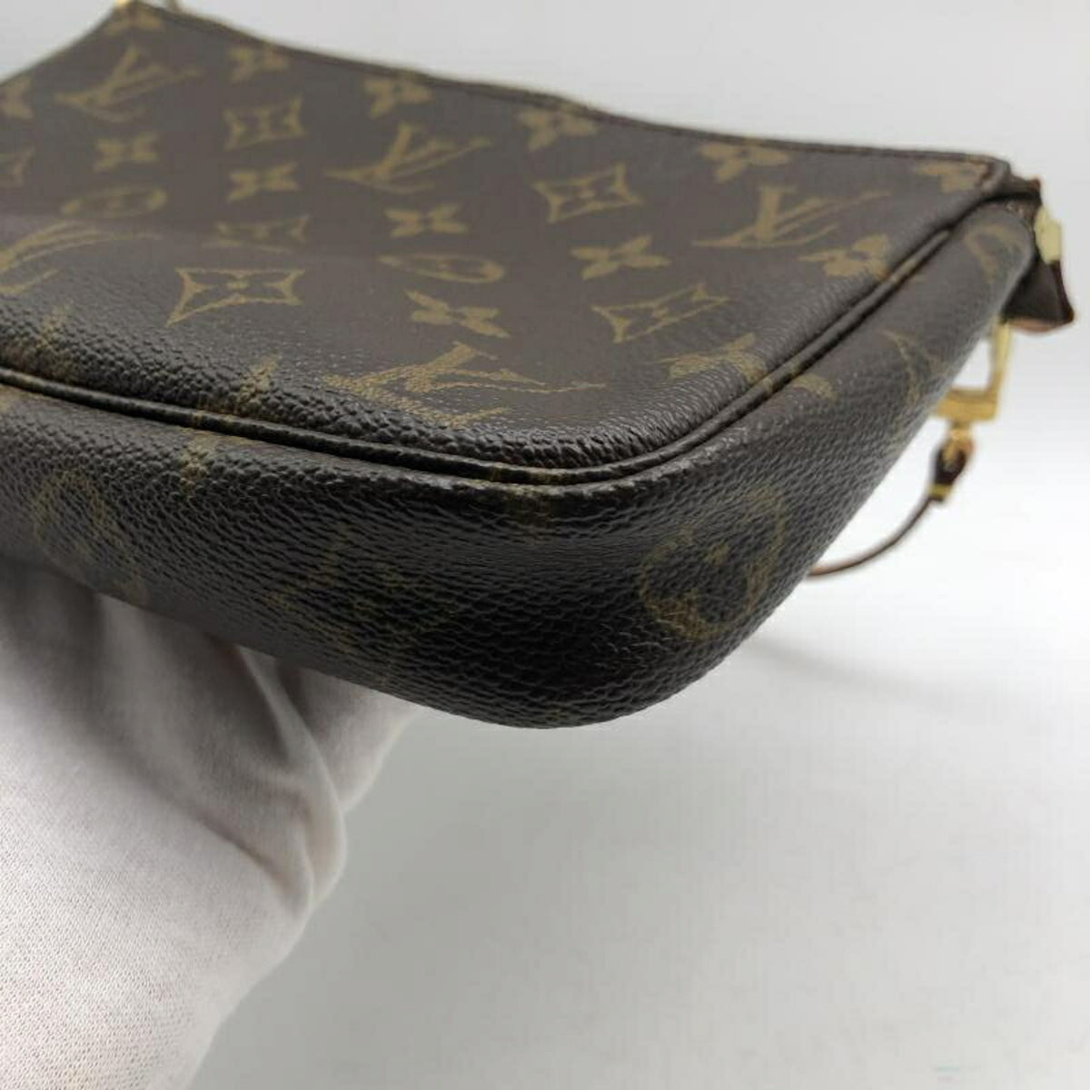 Louis Vuitton Brown Handbag Pochette (Pre-Owned)