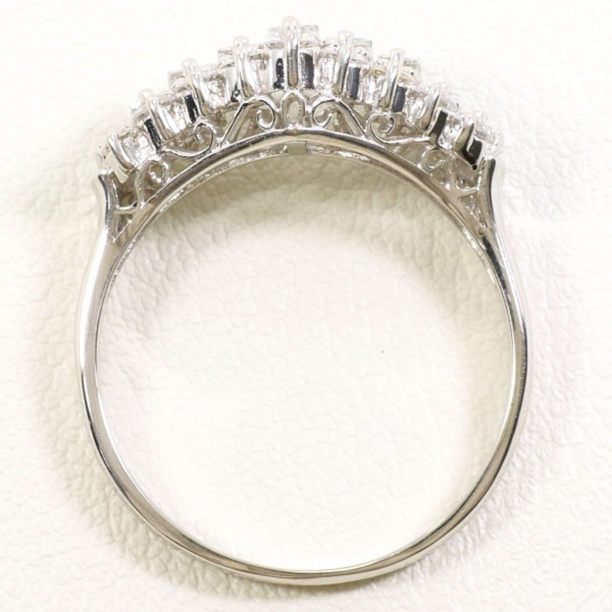 Unbranded Platinum Platinum 900 Band Ring (Pre-Owned)