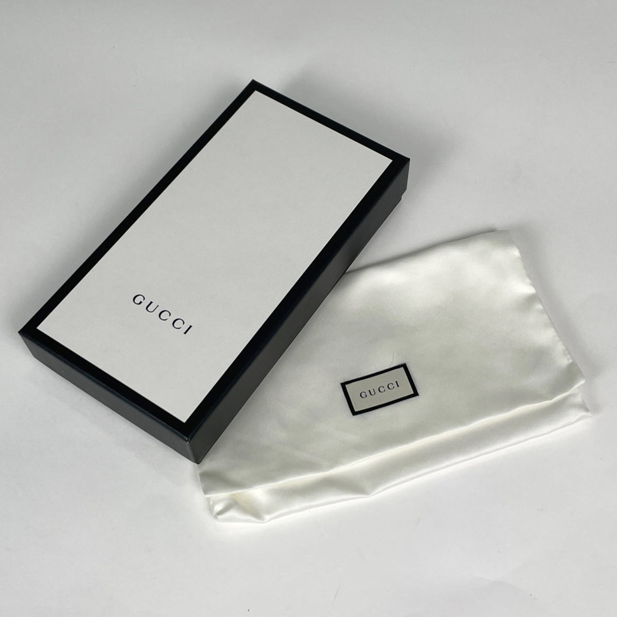 Gucci Beige Gg Supreme Long Wallet (Bi-Fold) (Pre-Owned)