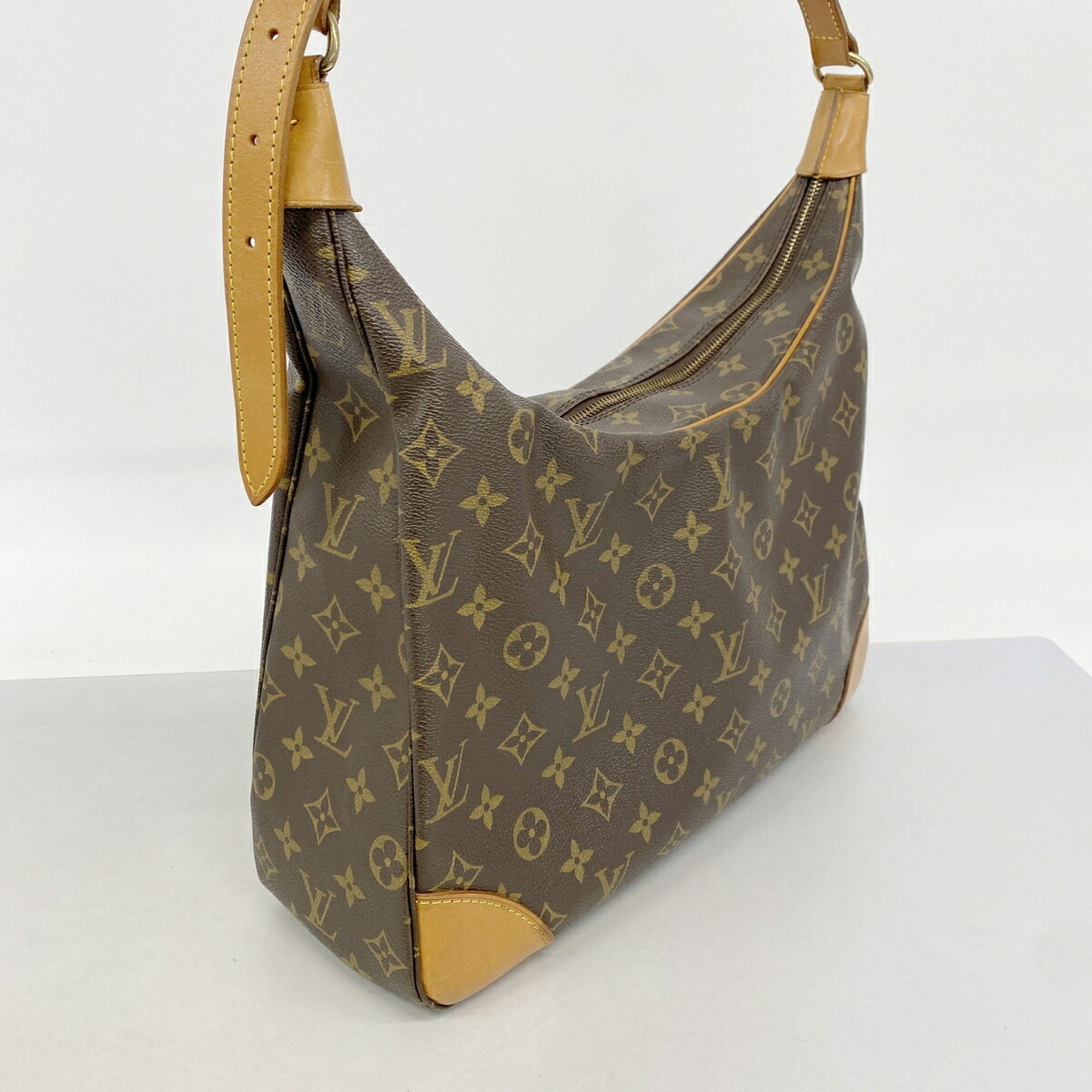 Louis Vuitton Brown Shoulder Bag (Pre-Owned)