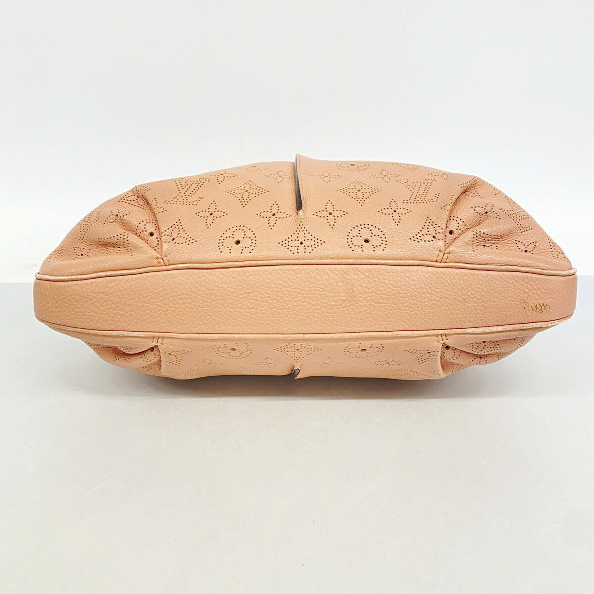 Louis Vuitton Rose Handbag (Pre-Owned)