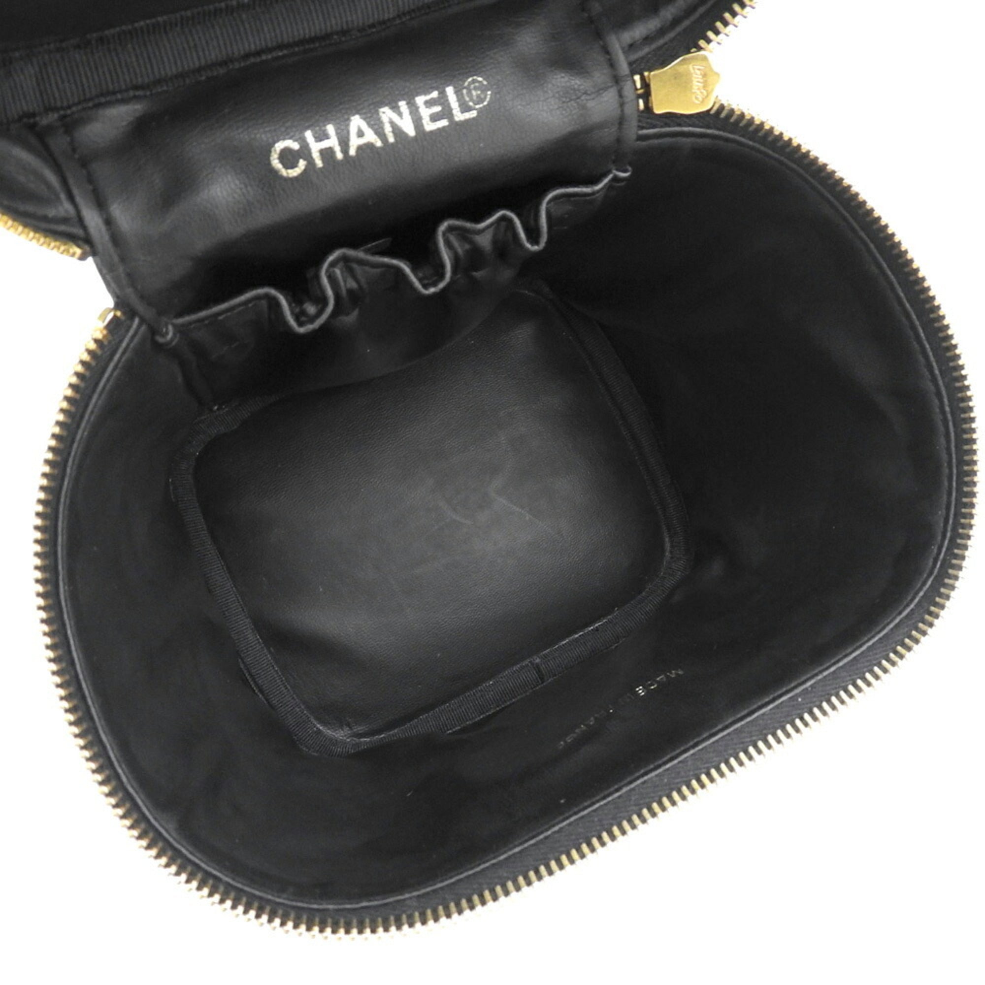 Chanel Black Grained Calfskin Vanity Bag (Pre-Owned)