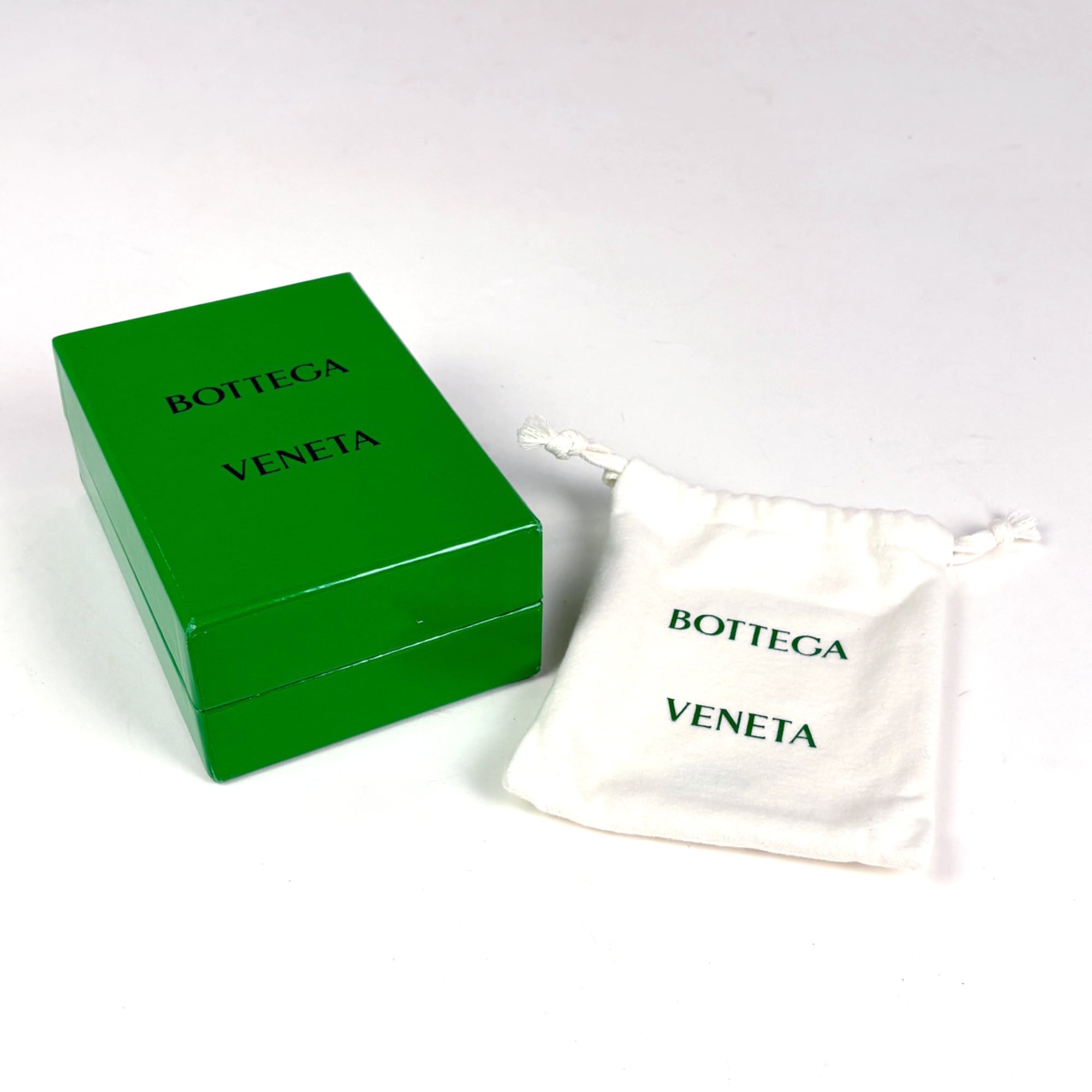 Bottega Veneta Intrecciato Black Leather Wallet (Bi-Fold) (Pre-Owned)