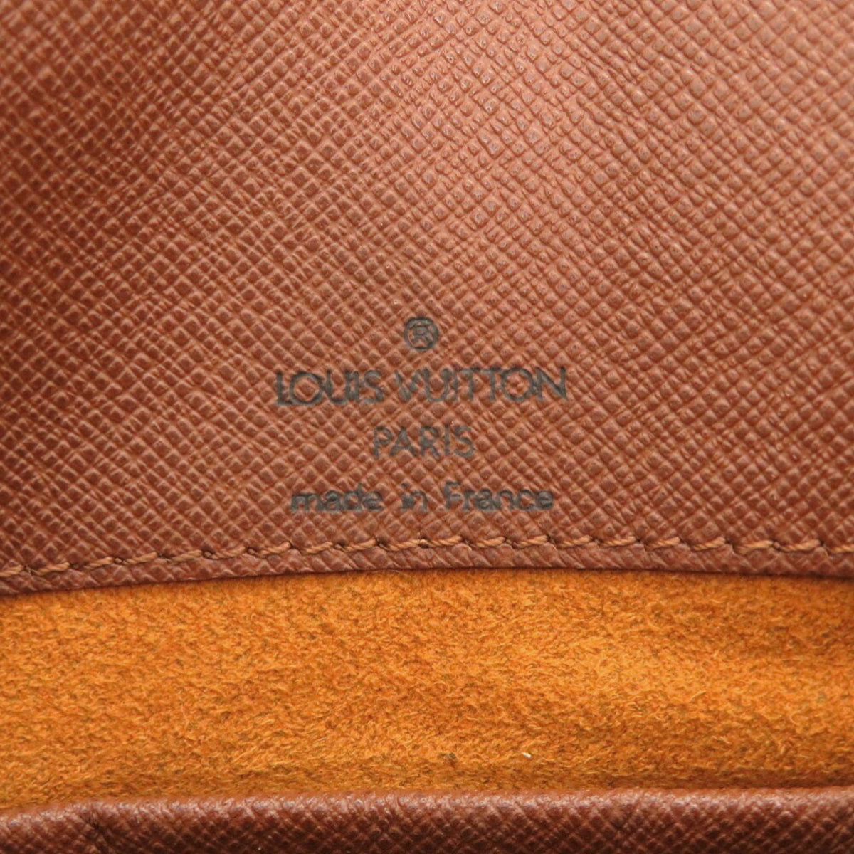 Louis Vuitton Brown Monogram Monogram Shoulder Bag (Pre-Owned)
