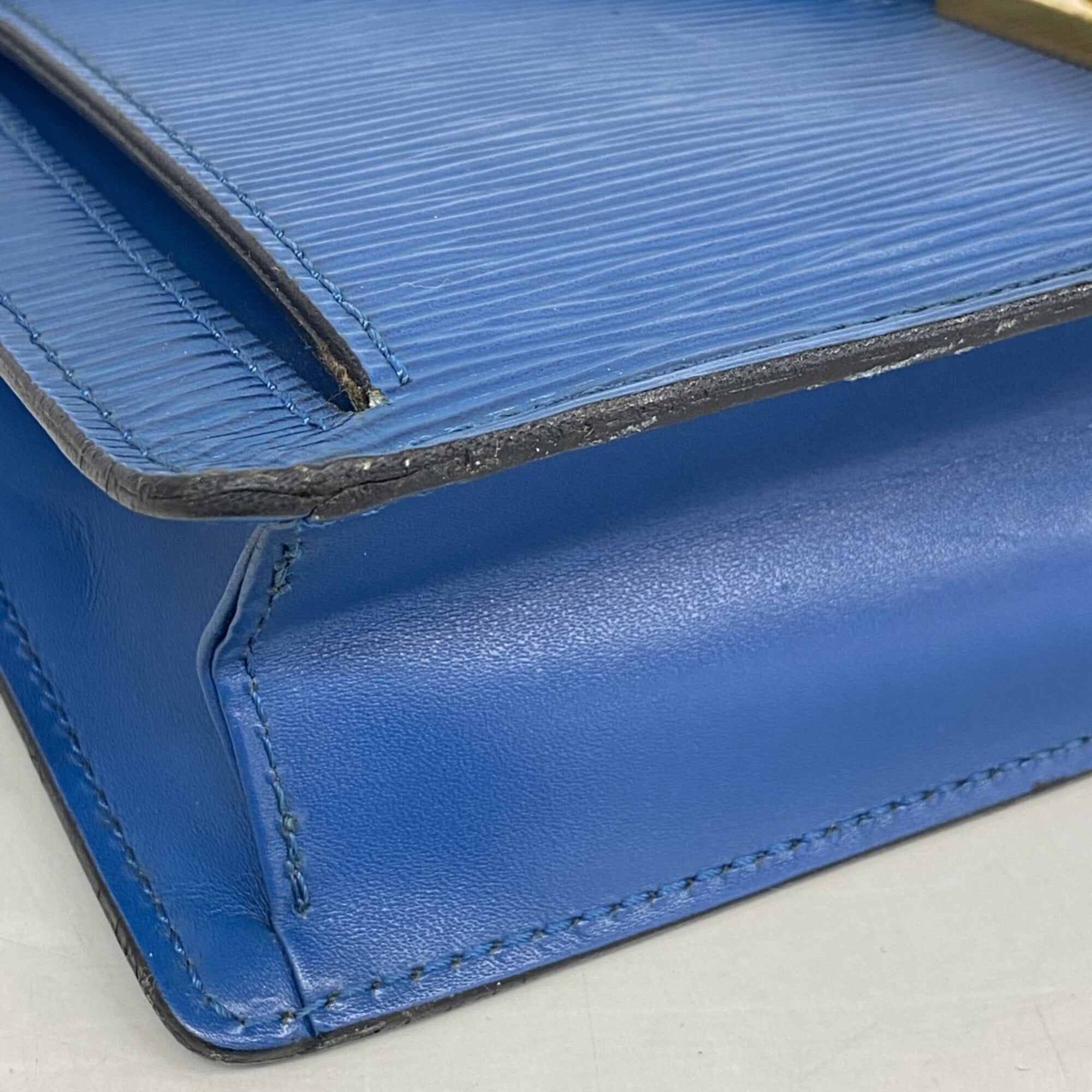 Louis Vuitton Toledo Blue Clutch Bag (Pre-Owned)