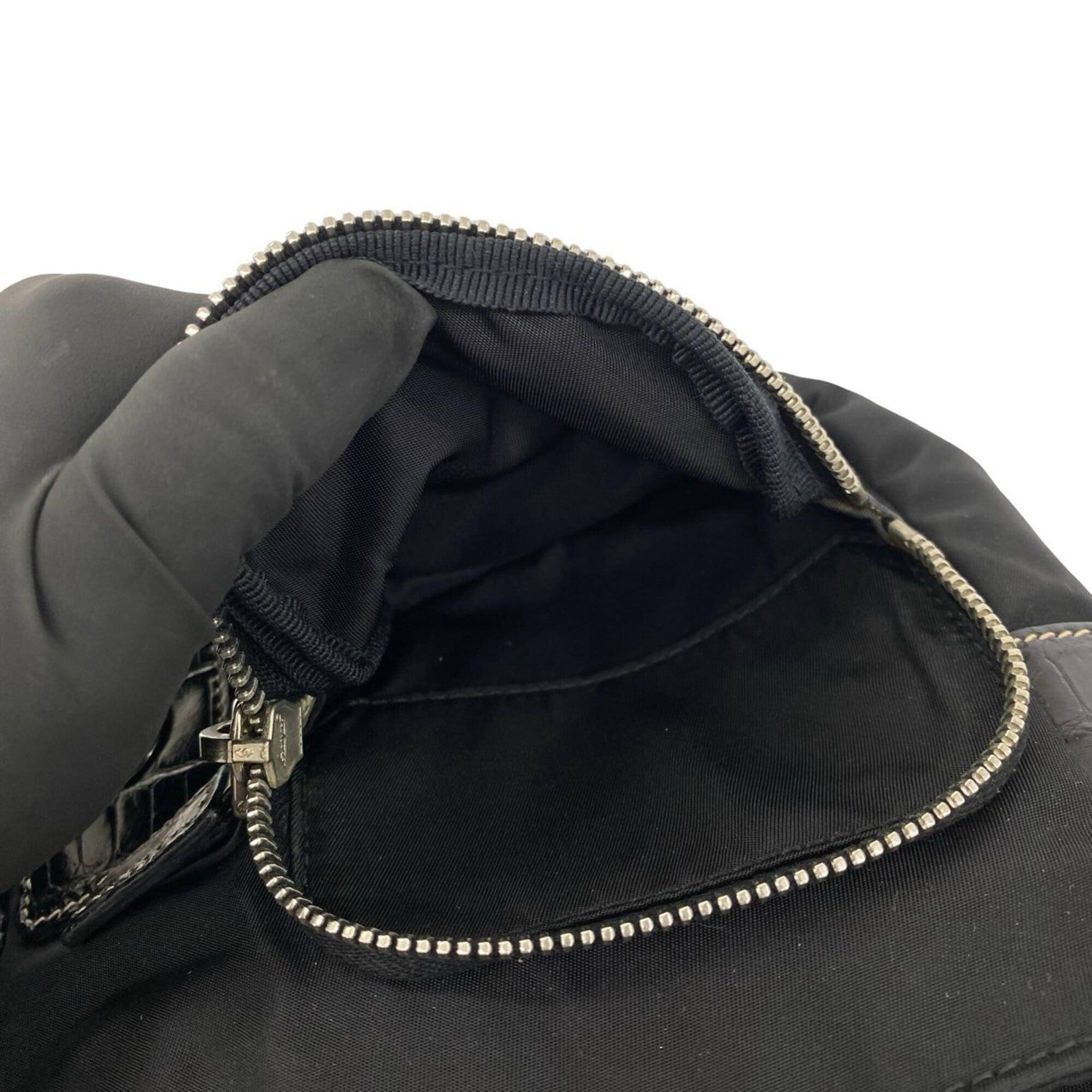 Prada Black Leather Nylon Handbag Shoulder Bag (Pre-Owned)