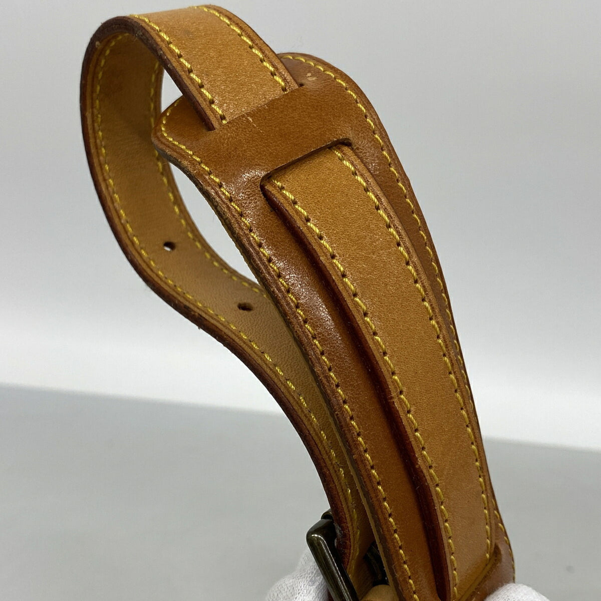 Louis Vuitton Brown Shoulder Bag (Pre-Owned)