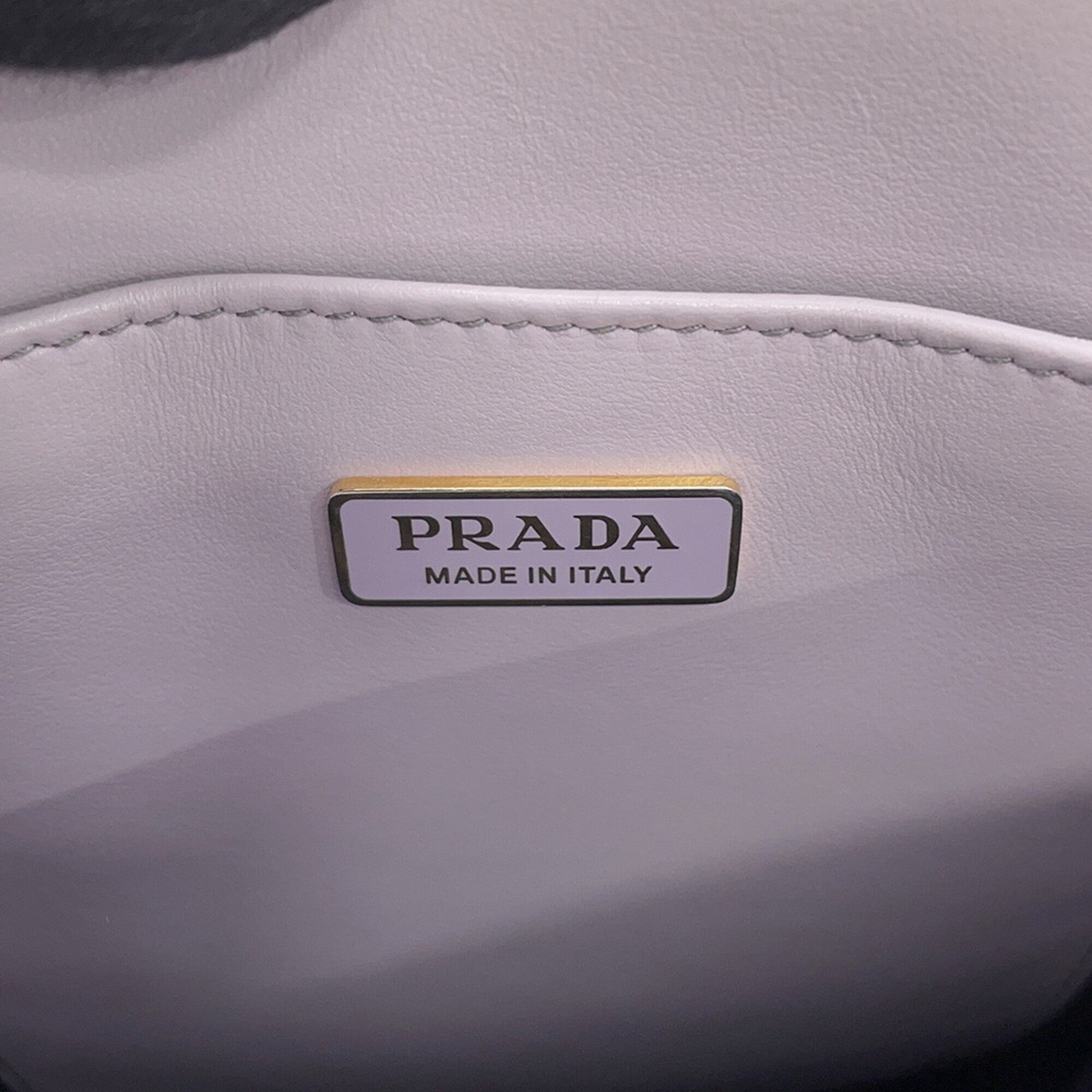 Prada Purple Leather Handbag Shoulder Bag (Pre-Owned)