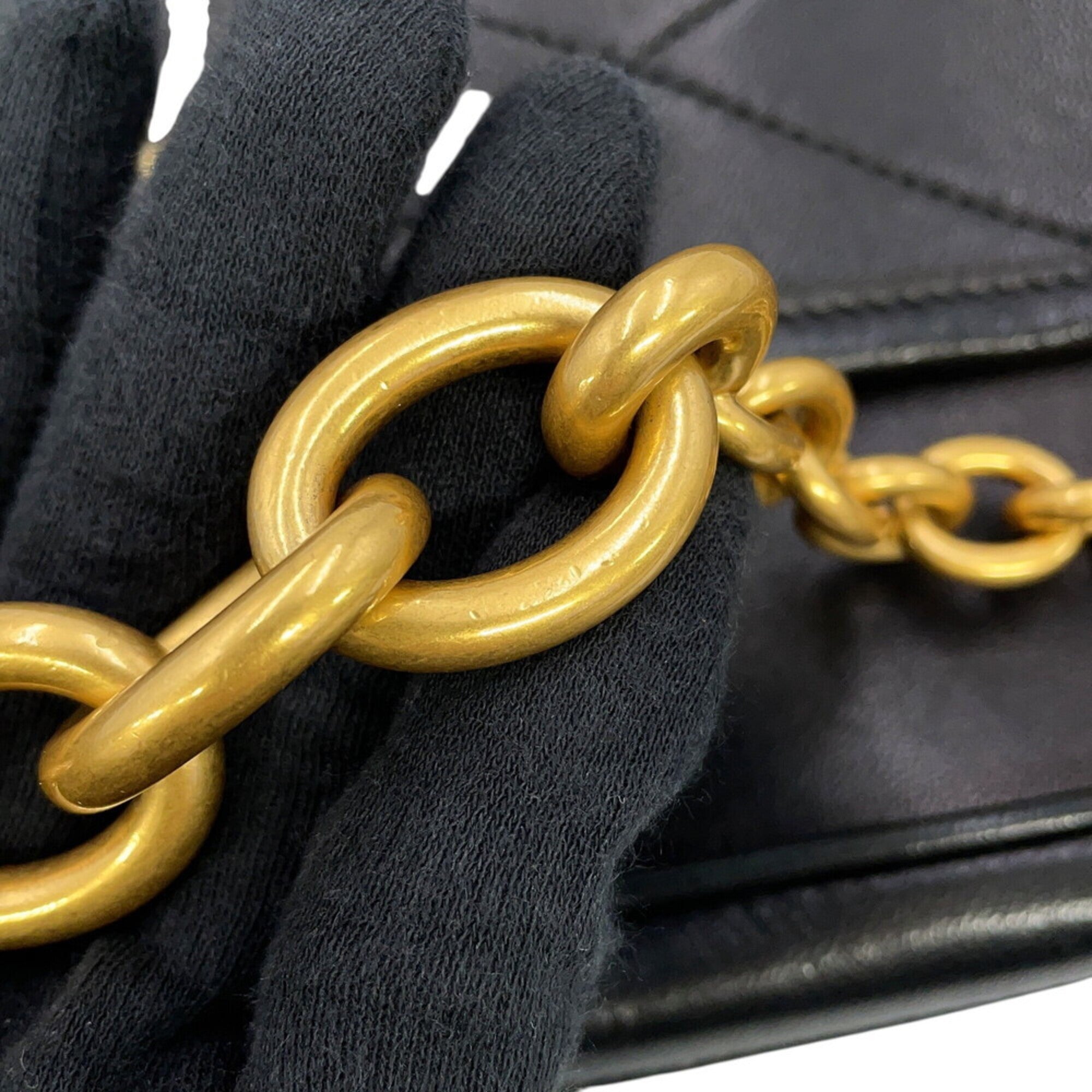 Yves Saint Laurent Black Leather Handbag Shoulder Bag (Pre-Owned)