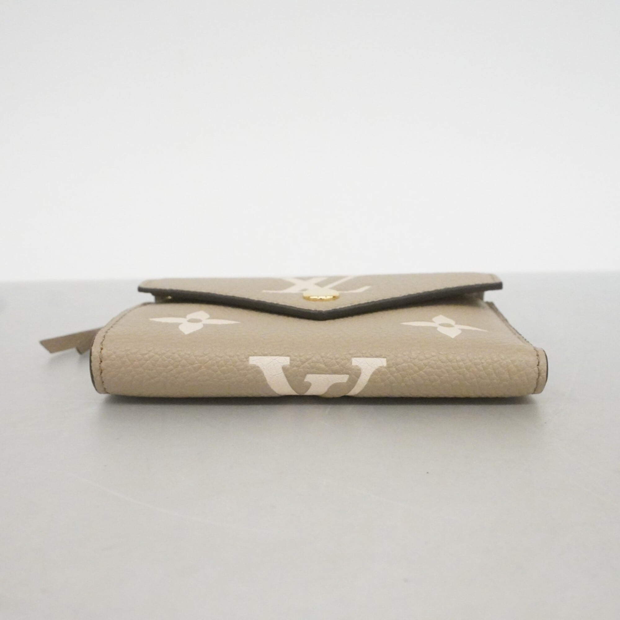Louis Vuitton Cream Tourterelle Wallet (Tri-Fold) (Pre-Owned)