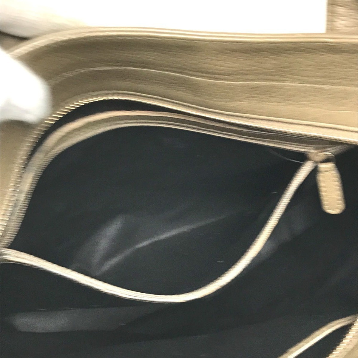 Bvlgari Gray Leather Handbag Shoulder Bag Tote Bag (Pre-Owned)