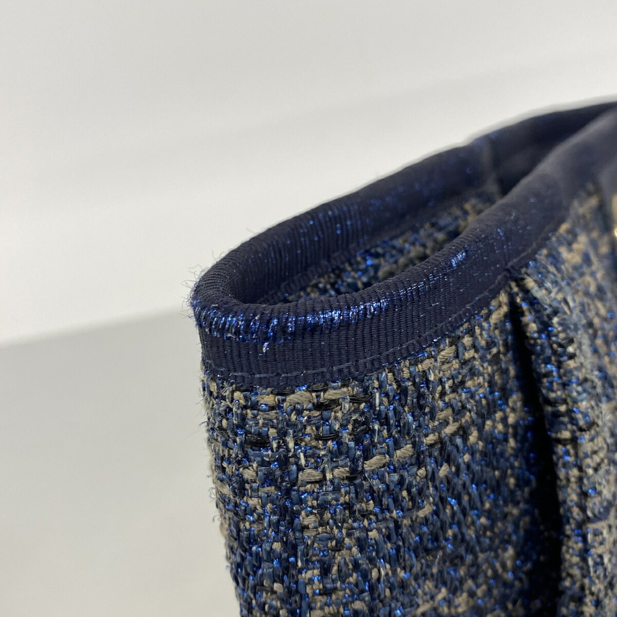 Chanel Blue Tweed Tote Bag (Pre-Owned)