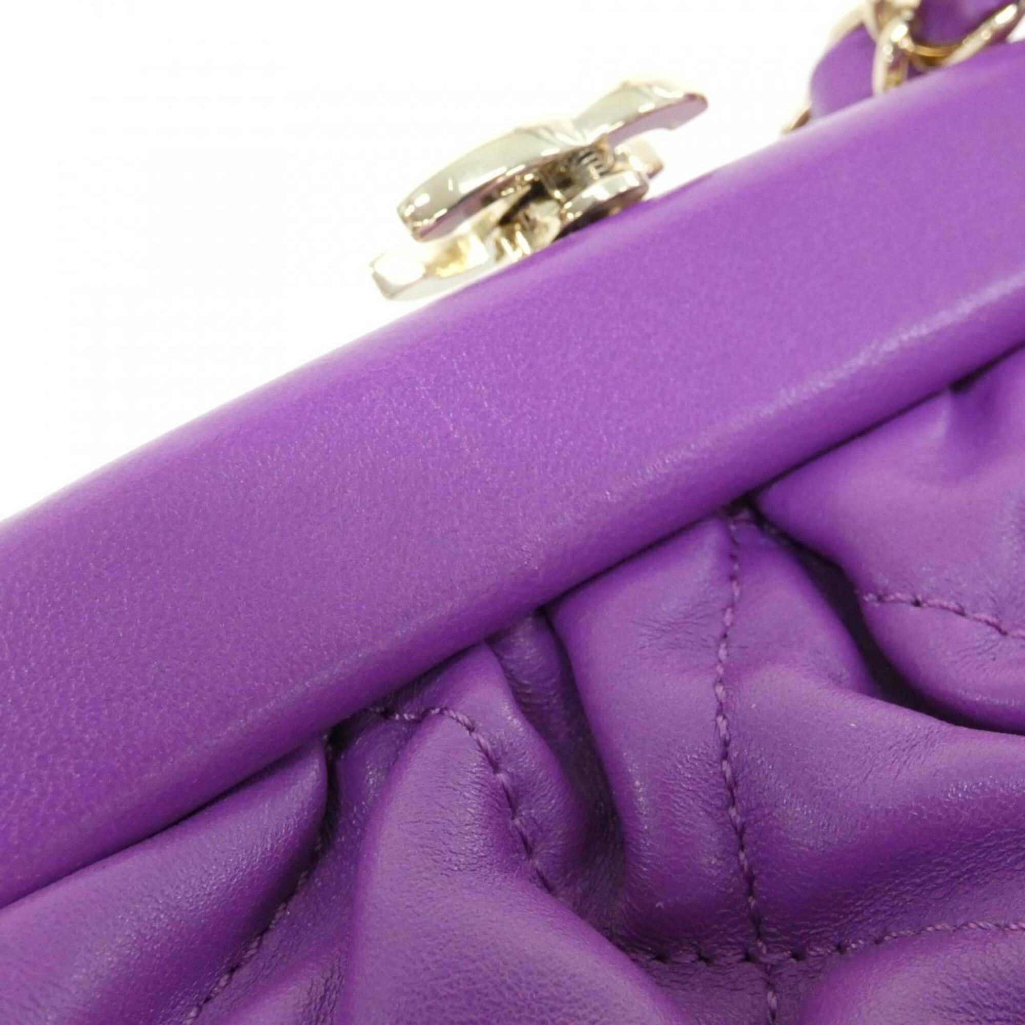 Chanel Purple Leather Shoulder Bag (Pre-Owned)