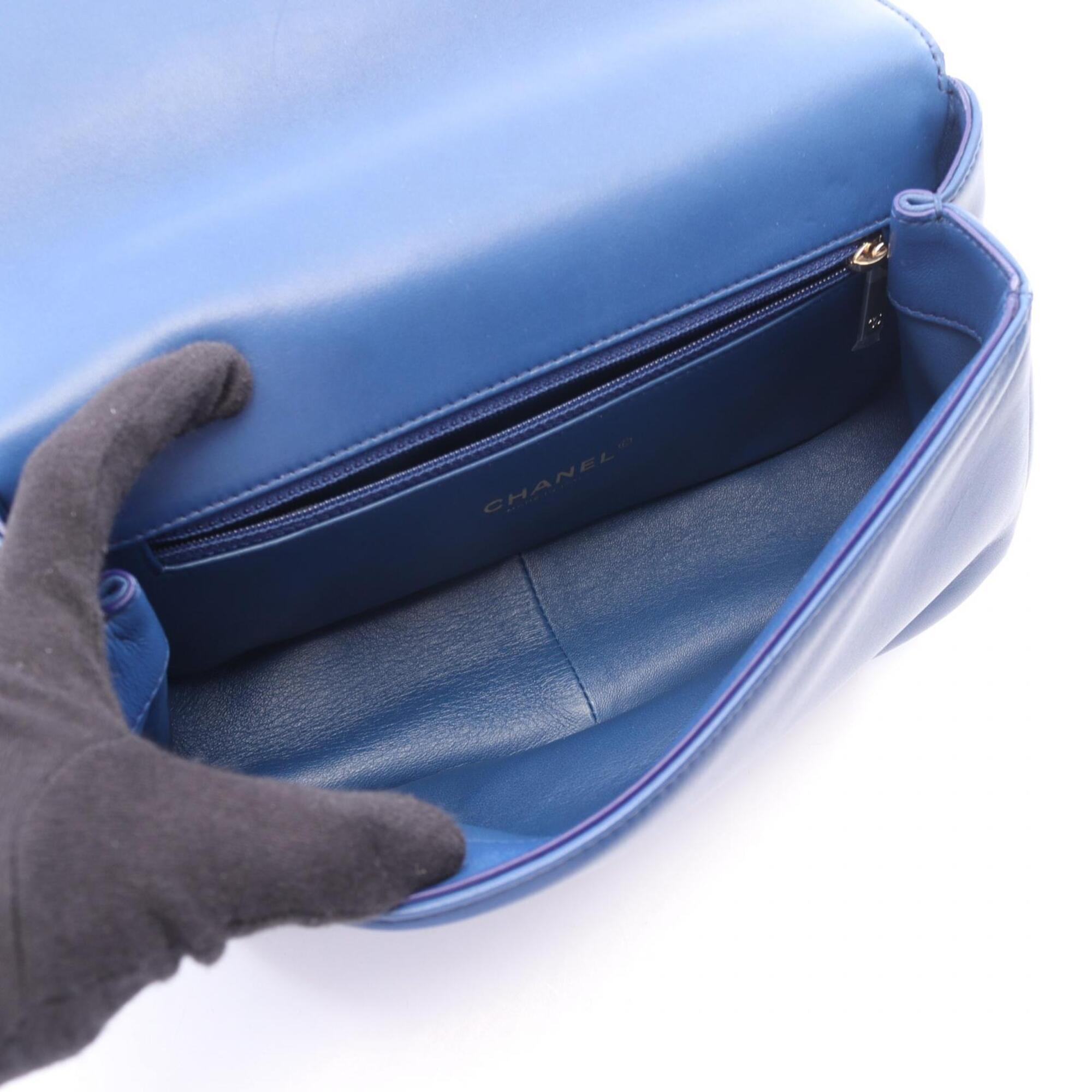 Chanel Blue Leather Handbag Shoulder Bag (Pre-Owned)